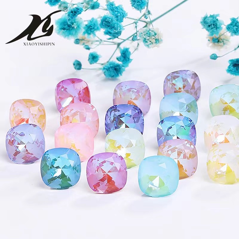 DIY accessories: PVC soft rubber crocs, special accessories, beaded, handcrafted materials, creative and personalized decorative elements, crystal diamond, crystal mocha