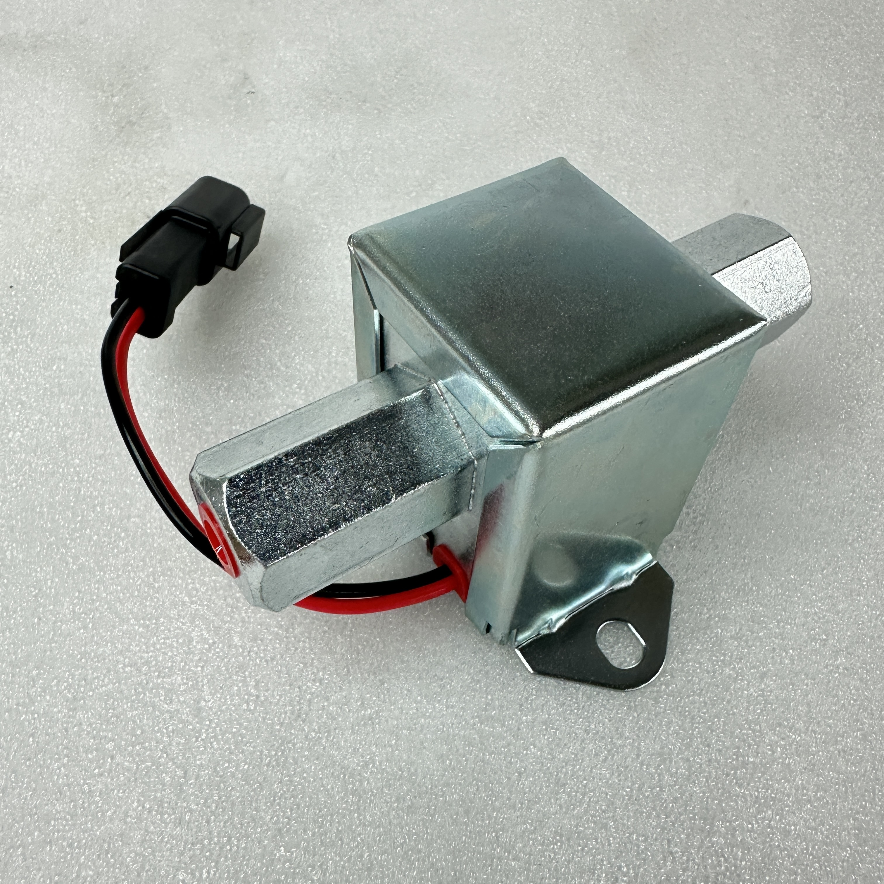 The automotive parts are suitable for the Carter engine 12V electronic pump 345-3520