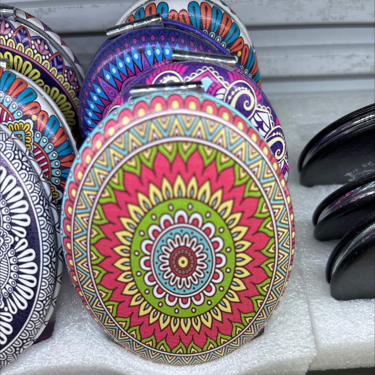 民族风化妆镜迷你化妆镜小可爱PU化妆镜随身便携简约美容小镜子折叠创意迷你双面圆补妆小镜子迷你手持翻盖折叠方形简约卡通随身详情图3