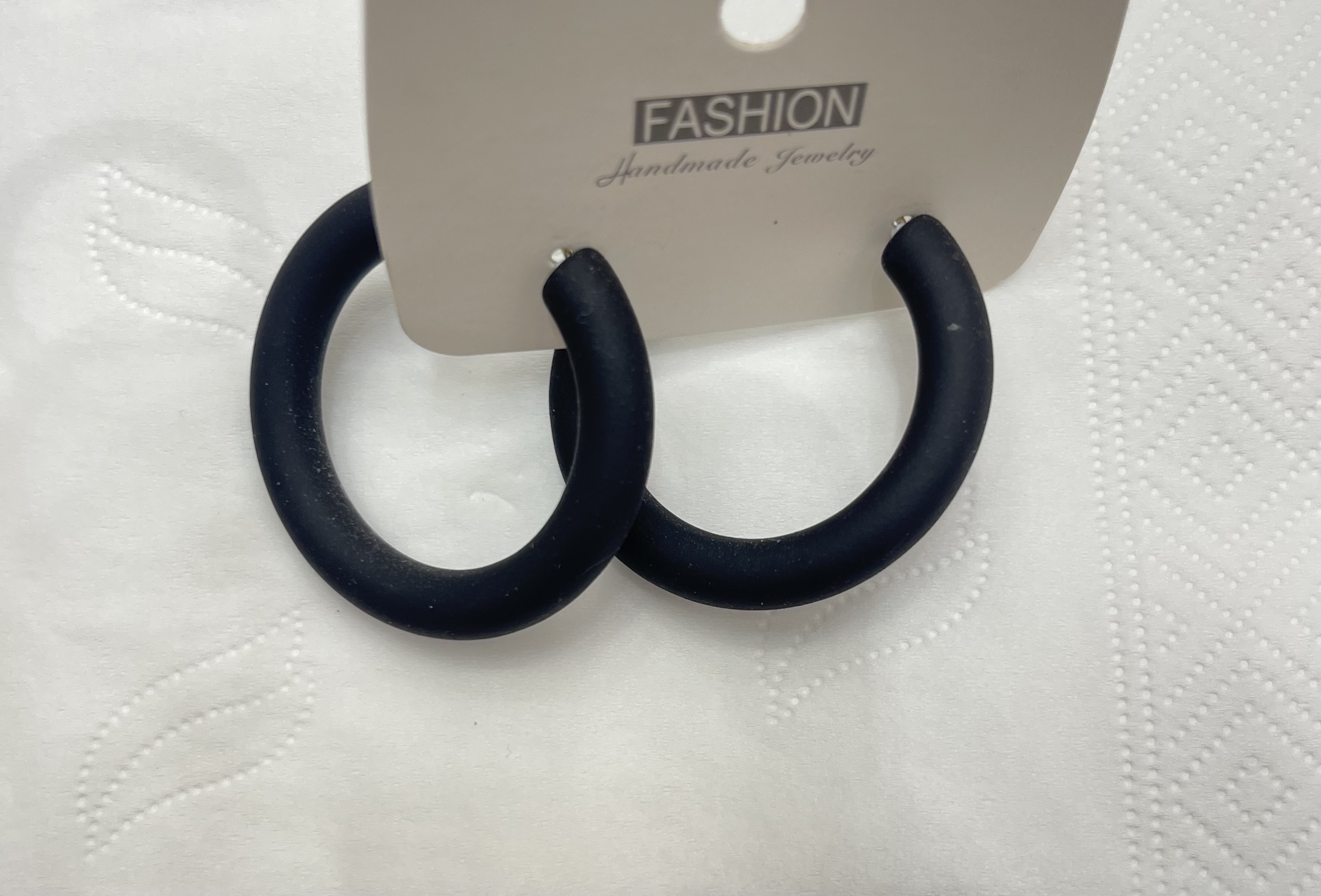 钛钢耳钉 高级感耳饰 不锈钢耳钉 高光泽度 长久保色 饰品精选产品图