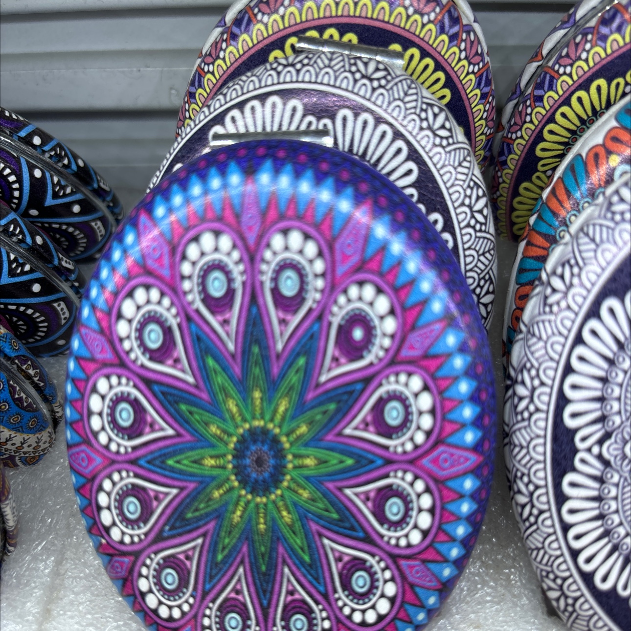 民族风化妆镜迷你化妆镜小可爱PU化妆镜随身便携简约美容小镜子折叠创意迷你双面圆补妆小镜子迷你手持翻盖折叠方形简约卡通随身详情图4