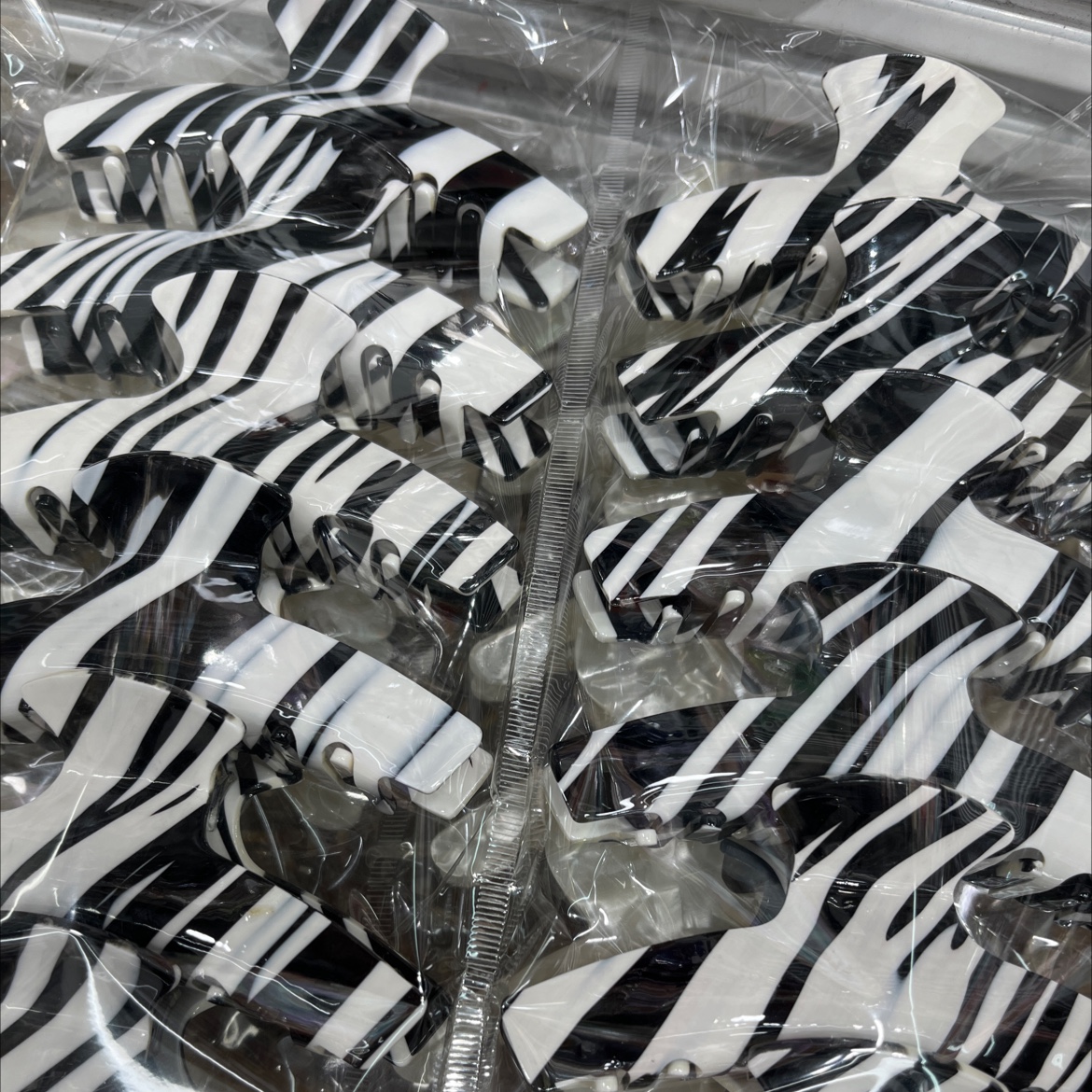 施华洛世奇创意饰品 发夹抓夹套装 时尚女士头发装饰品 美发发饰闪耀独特