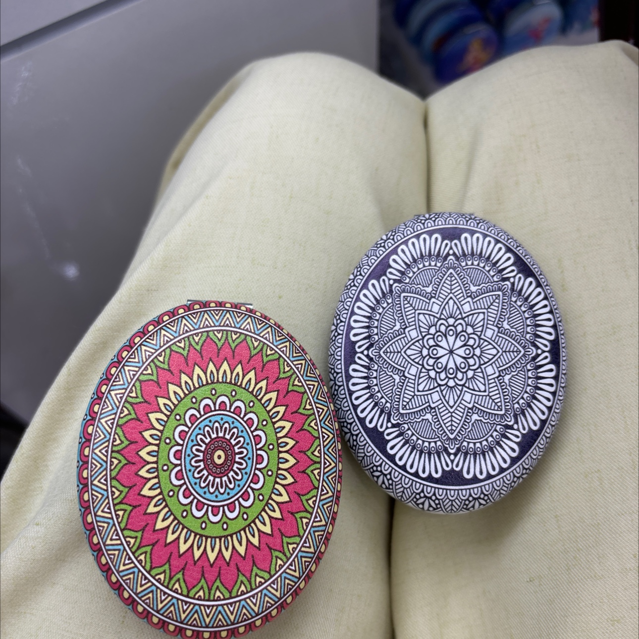 Bread mirror, makeup mirror, ethnic style oval makeup mirror series display box, cute PU makeup mirror, portable and simple beauty small mirror, folding creative mini double-sided round touch-up makeup small mirror, mini handheld flip cover folding detail image 11