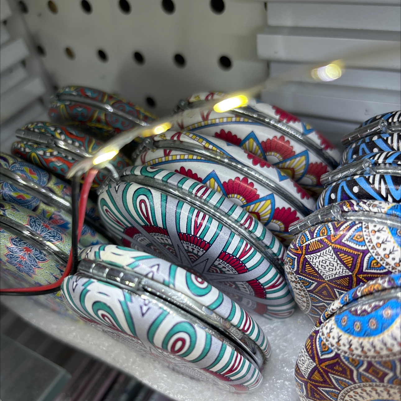 民族风化妆镜迷你化妆镜小可爱PU化妆镜随身便携简约美容小镜子折叠创意迷你双面圆补妆小镜子迷你手持翻盖折叠方形简约卡通随身详情图8