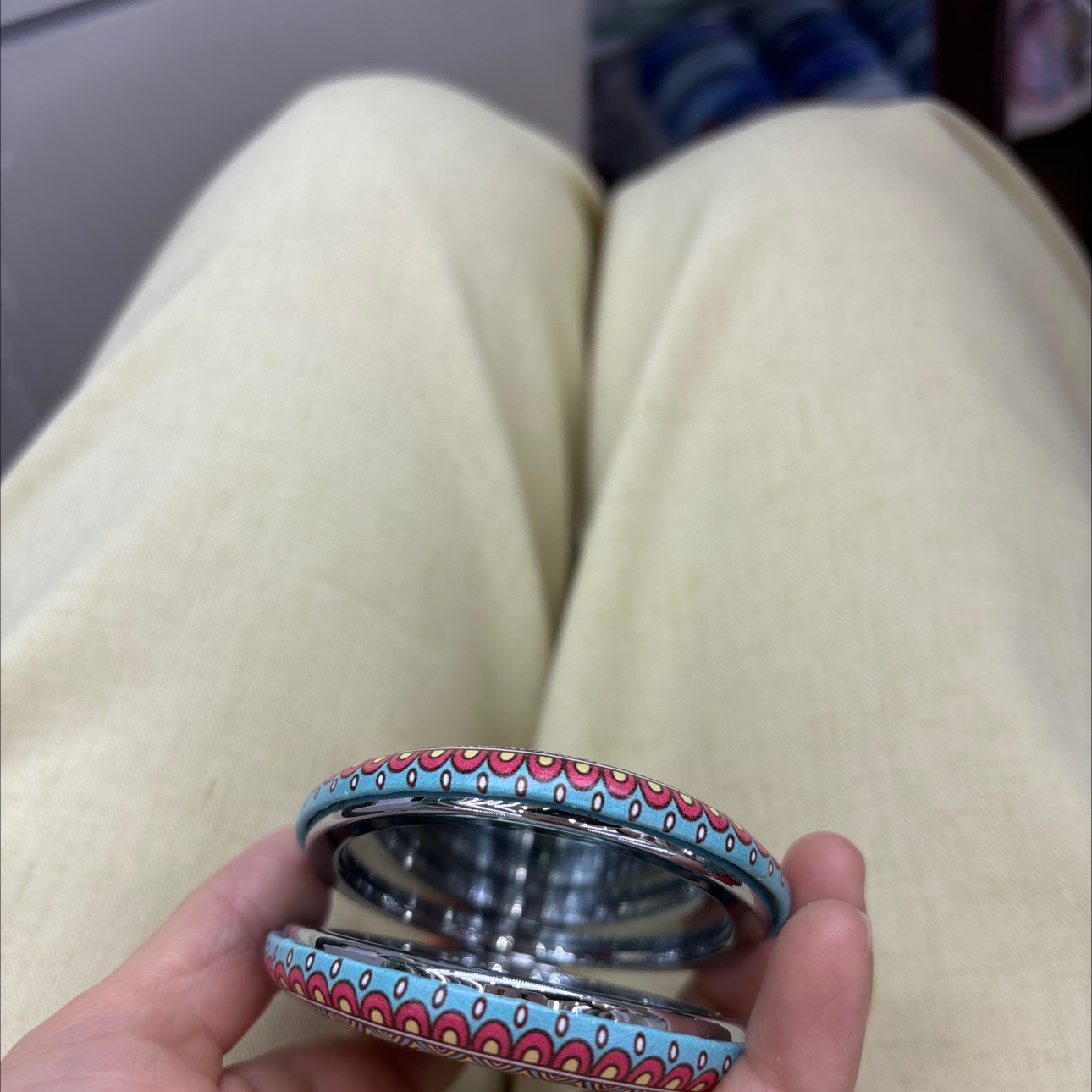 Bread mirror, makeup mirror, ethnic style oval makeup mirror series display box, cute PU makeup mirror, portable and simple beauty small mirror, folding creative mini double-sided round touch-up makeup small mirror, mini handheld flip cover folding detail image 10