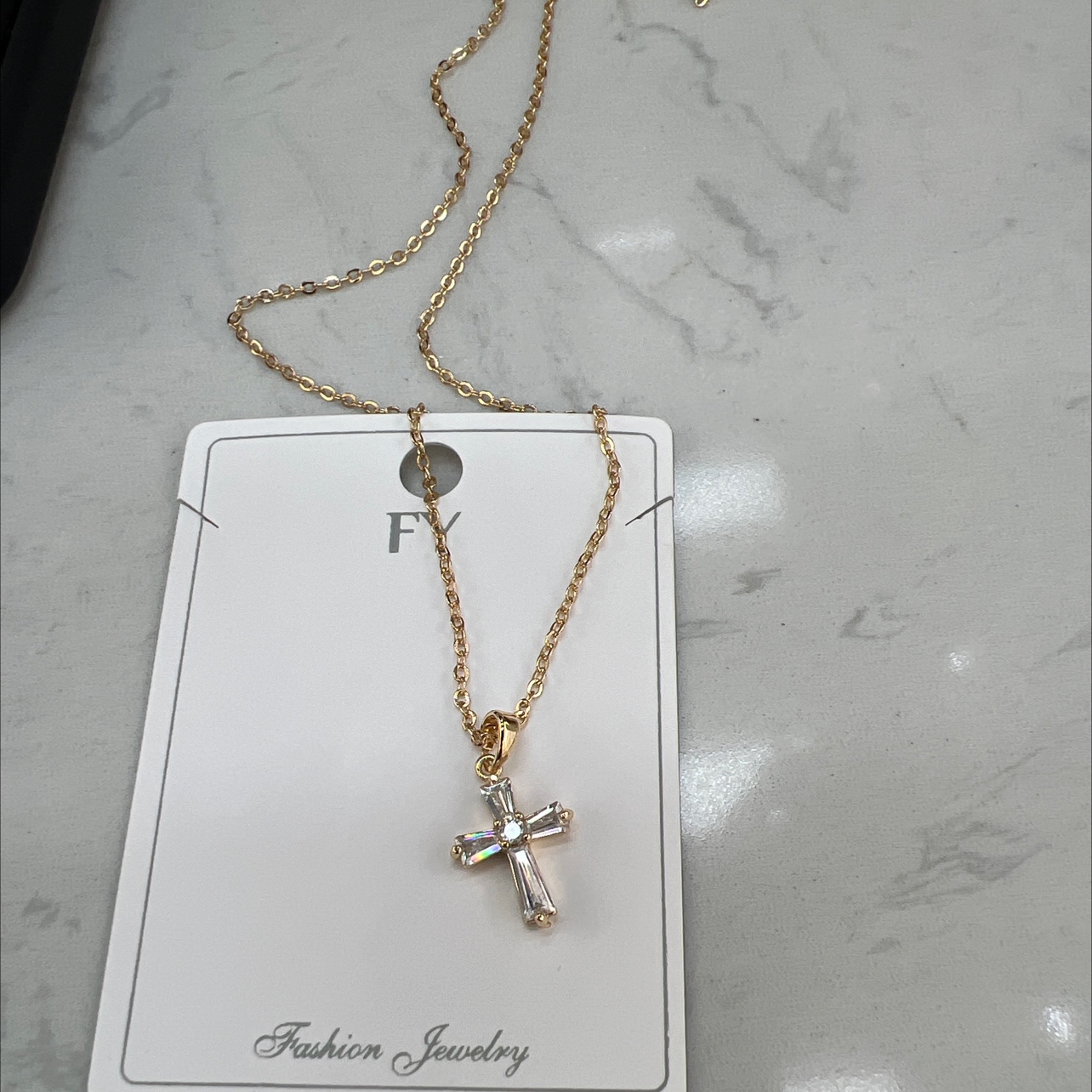 十字架项链项链白底实物图