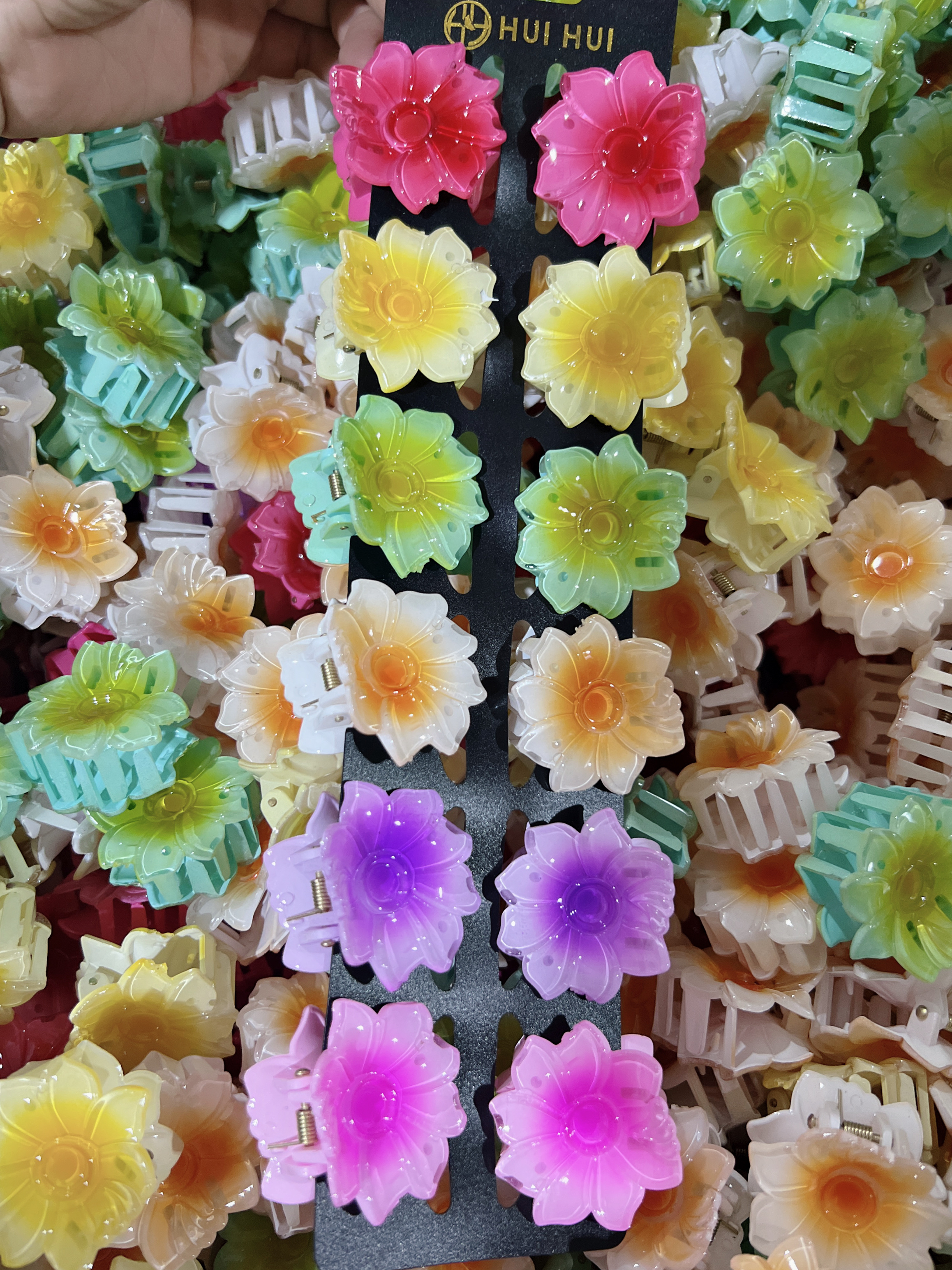 4.5cm新款鸡蛋花抓夹发夹发饰抓夹创意饰品详情图5