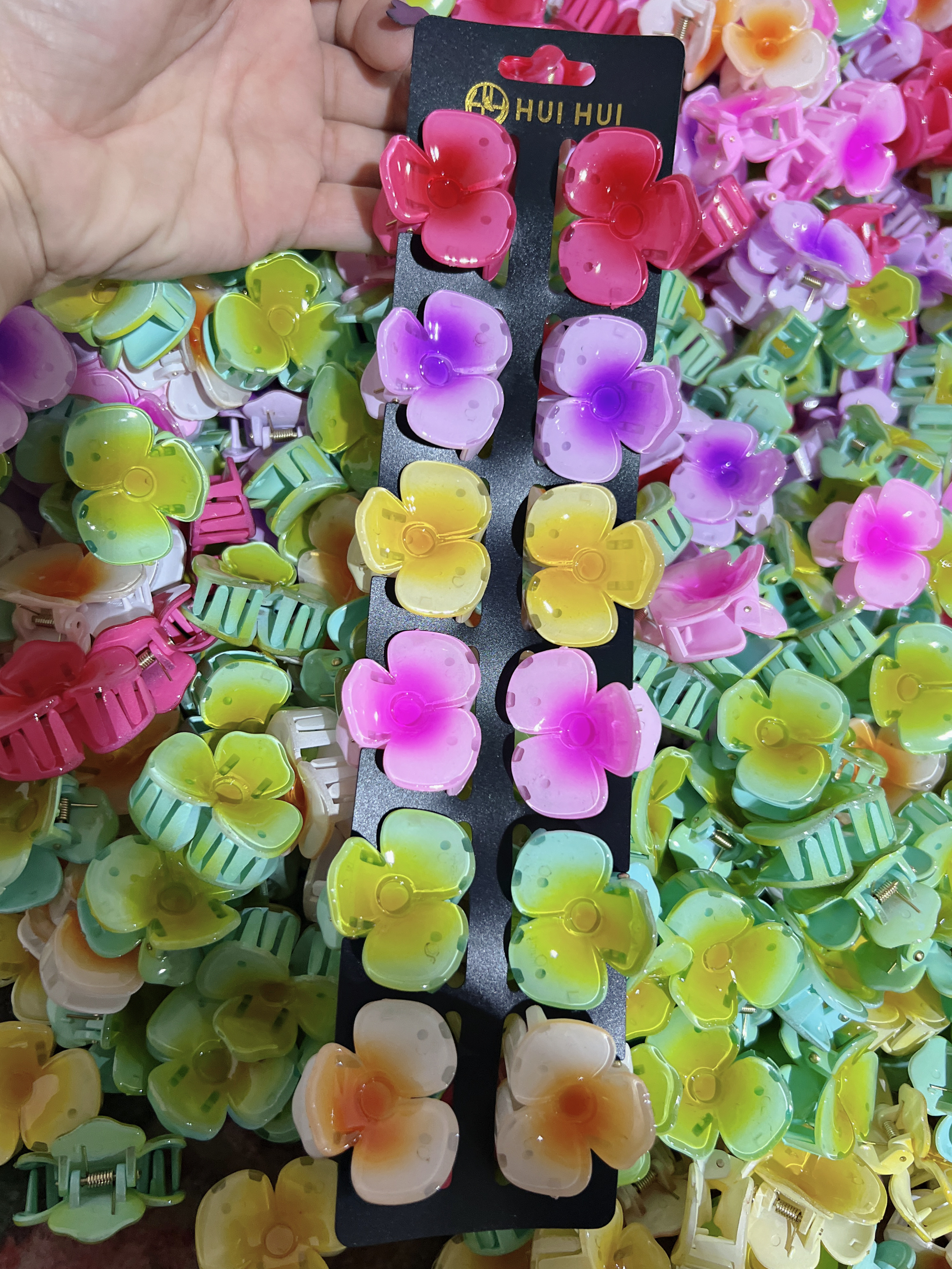 4.5cm新款鸡蛋花抓夹发夹发饰抓夹创意饰品详情图4