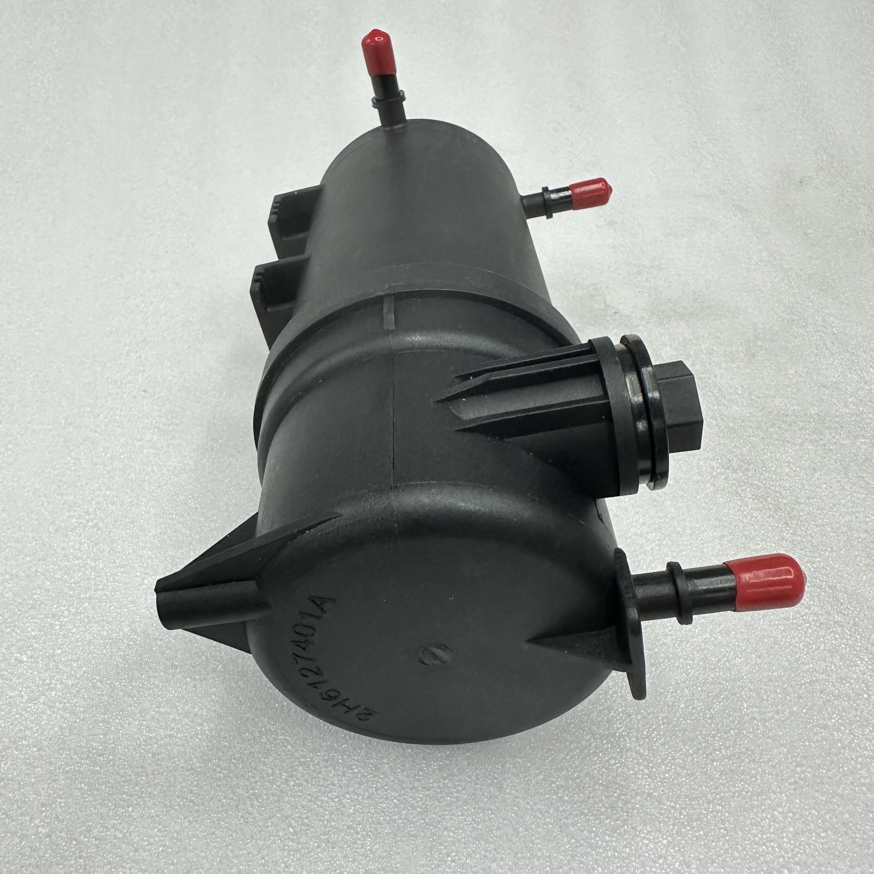 تنطبق قطع غيار السيارات على مرشحات الوقود في نظام فولكس فاغن لترشيح المحركات (VW) 2H0127401D HF9401D details Picture