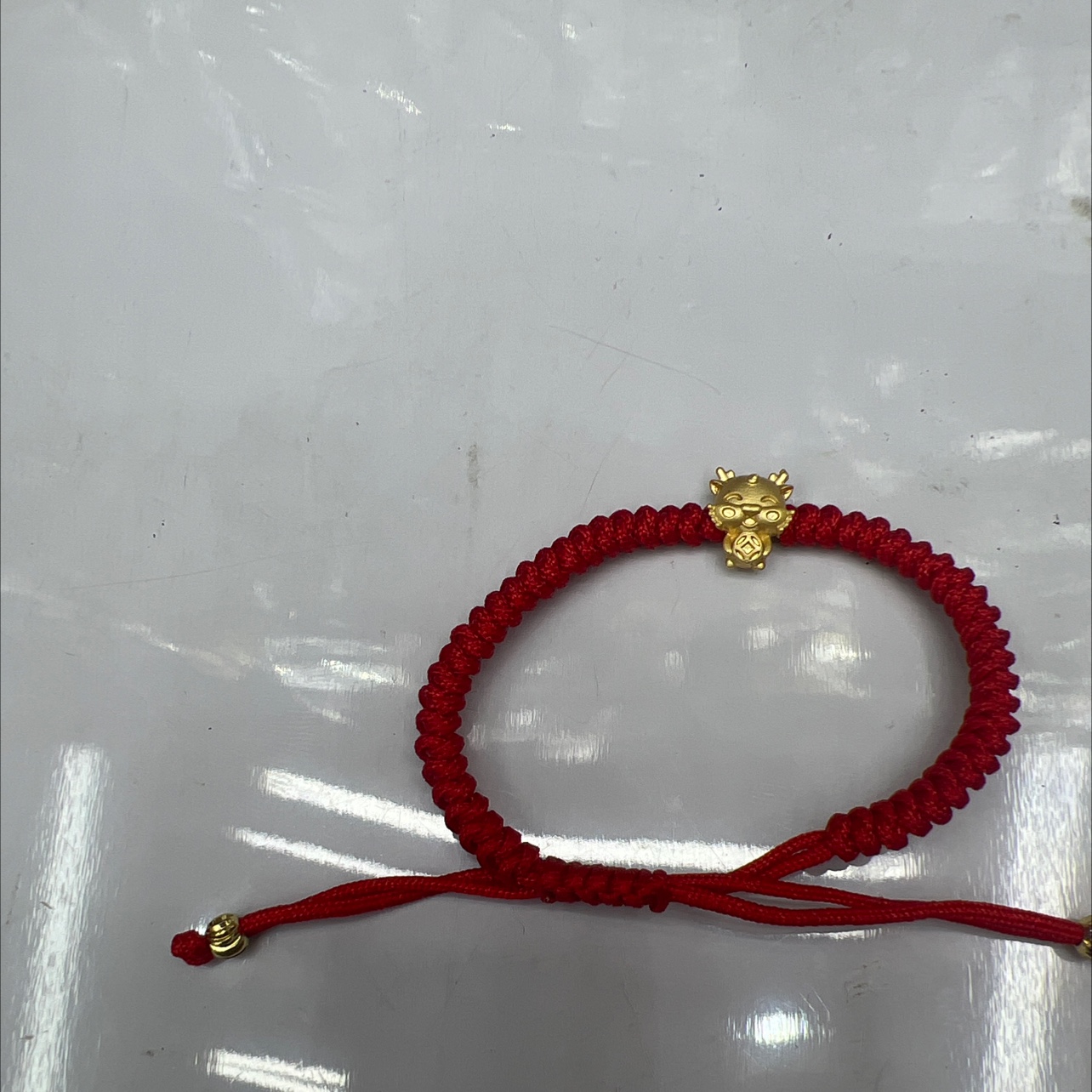 本命年红绳手绳编织单龙手绳图
