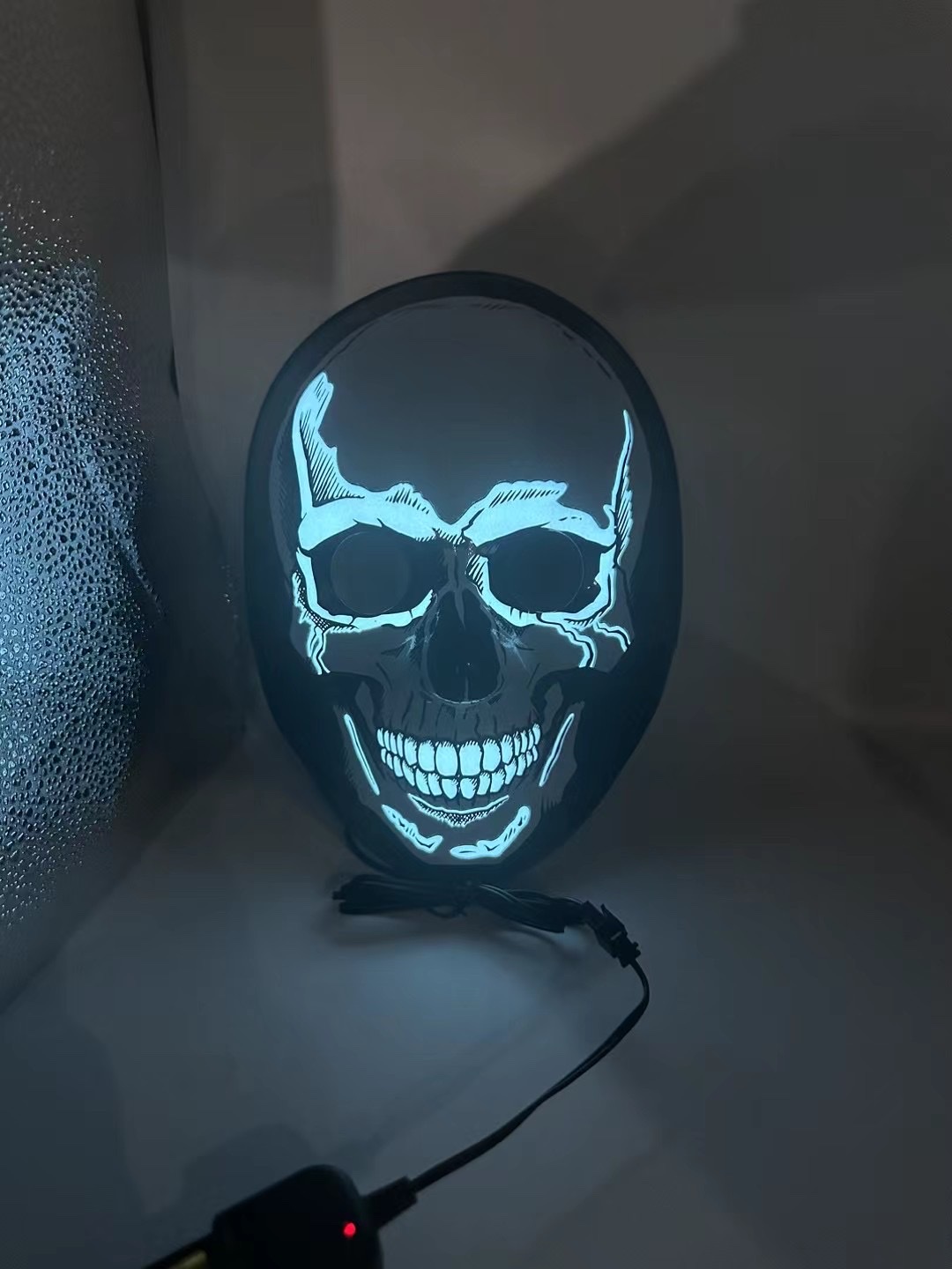 发光万圣节面具头盔 非常适合派对活动表演 面具万圣节面具节日用品装饰派对白底实物图