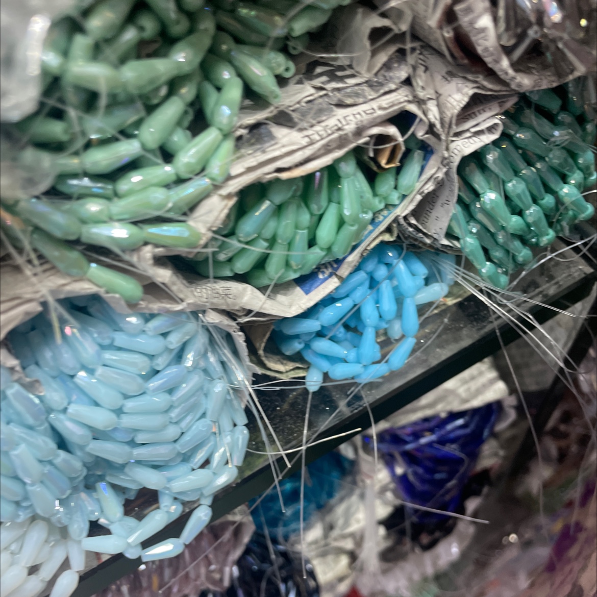 水晶珠玻璃珠4*9长水滴瓷饰品配件DIY料色嫂子水晶细节图