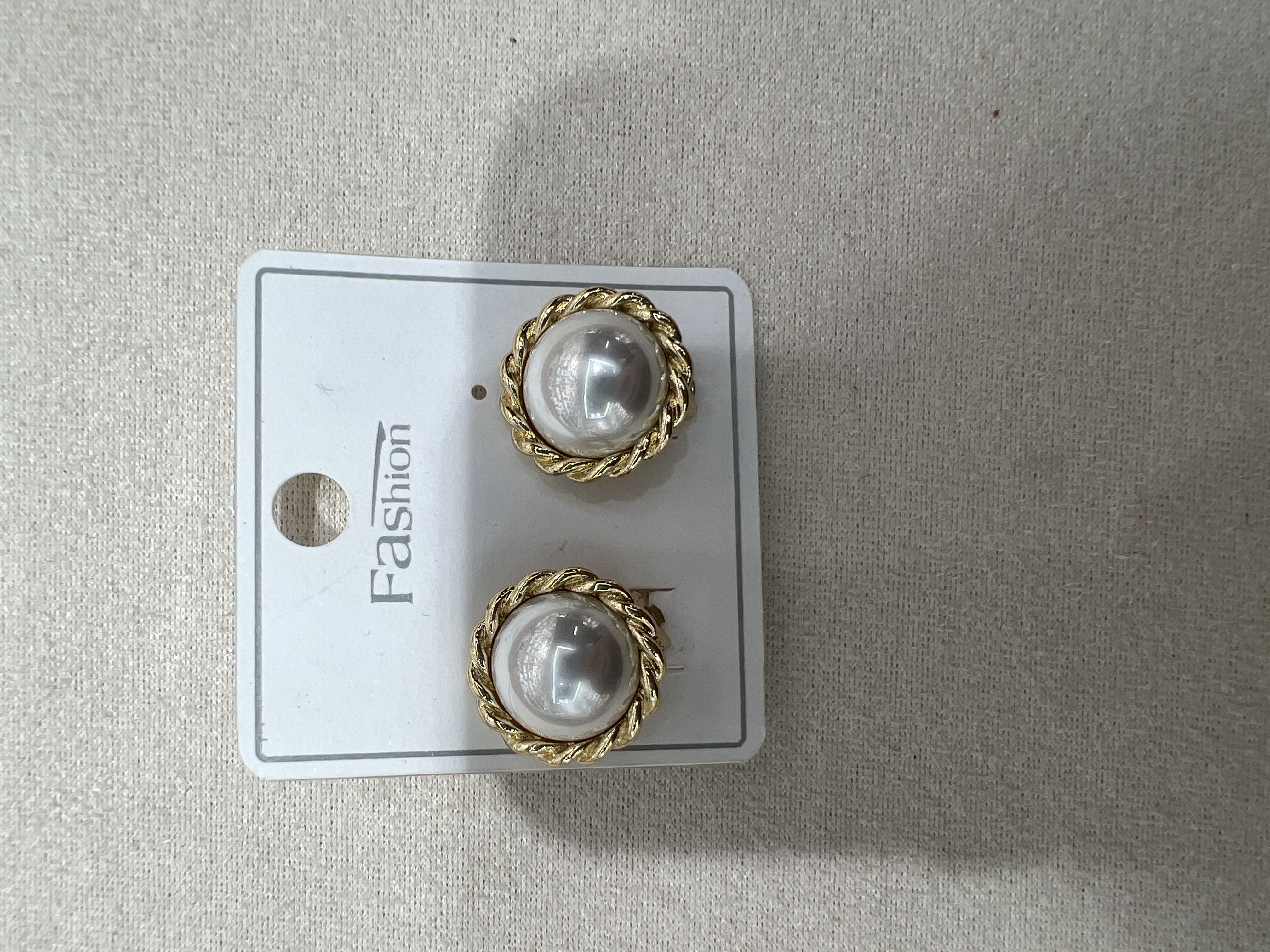 合金圆形珍珠耳环耳夹造型复古优雅气质迷人精致小巧时尚经典炫艺饰品104