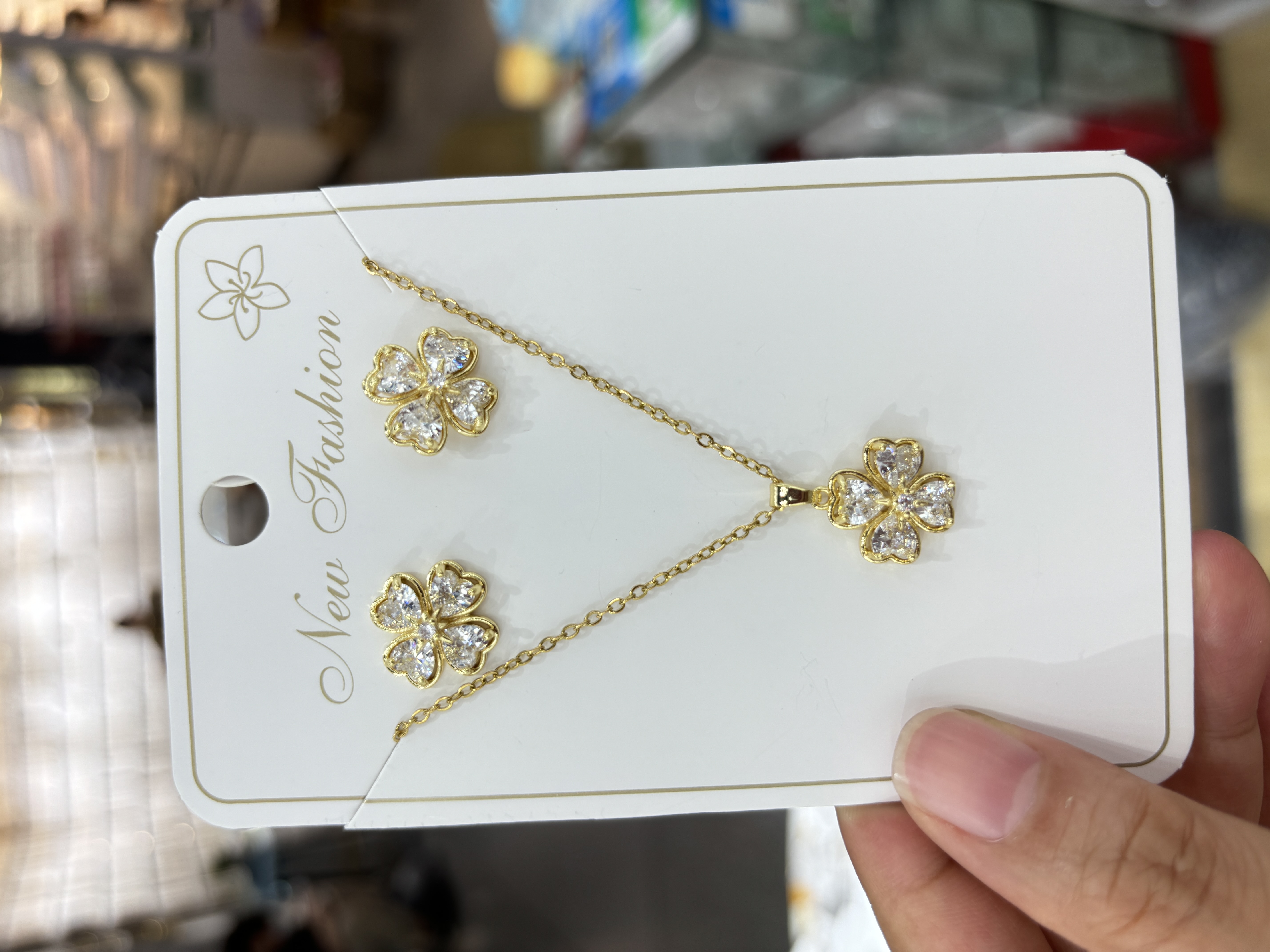 跨境直播爆款时尚女士锆石微镶真金电镀钛钢链条欧美热卖项链耳环套装首饰品