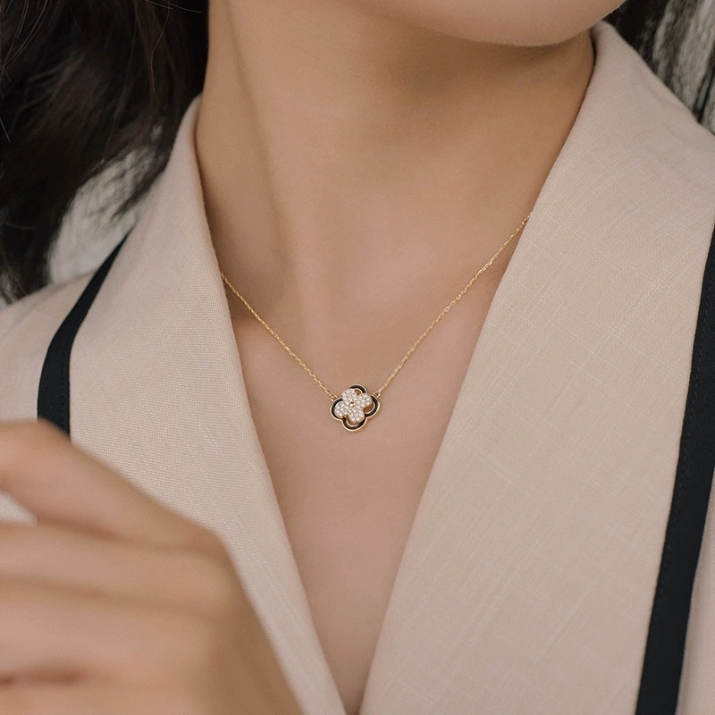 旋转四叶草项链双层可旋转高级感