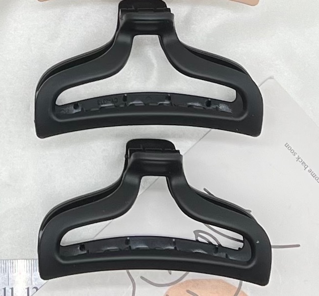 邂逅美拉德~磨砂抓夹大号高级感发夹女2024新款后脑勺鲨鱼夹发饰创亿饰品 080白底实物图