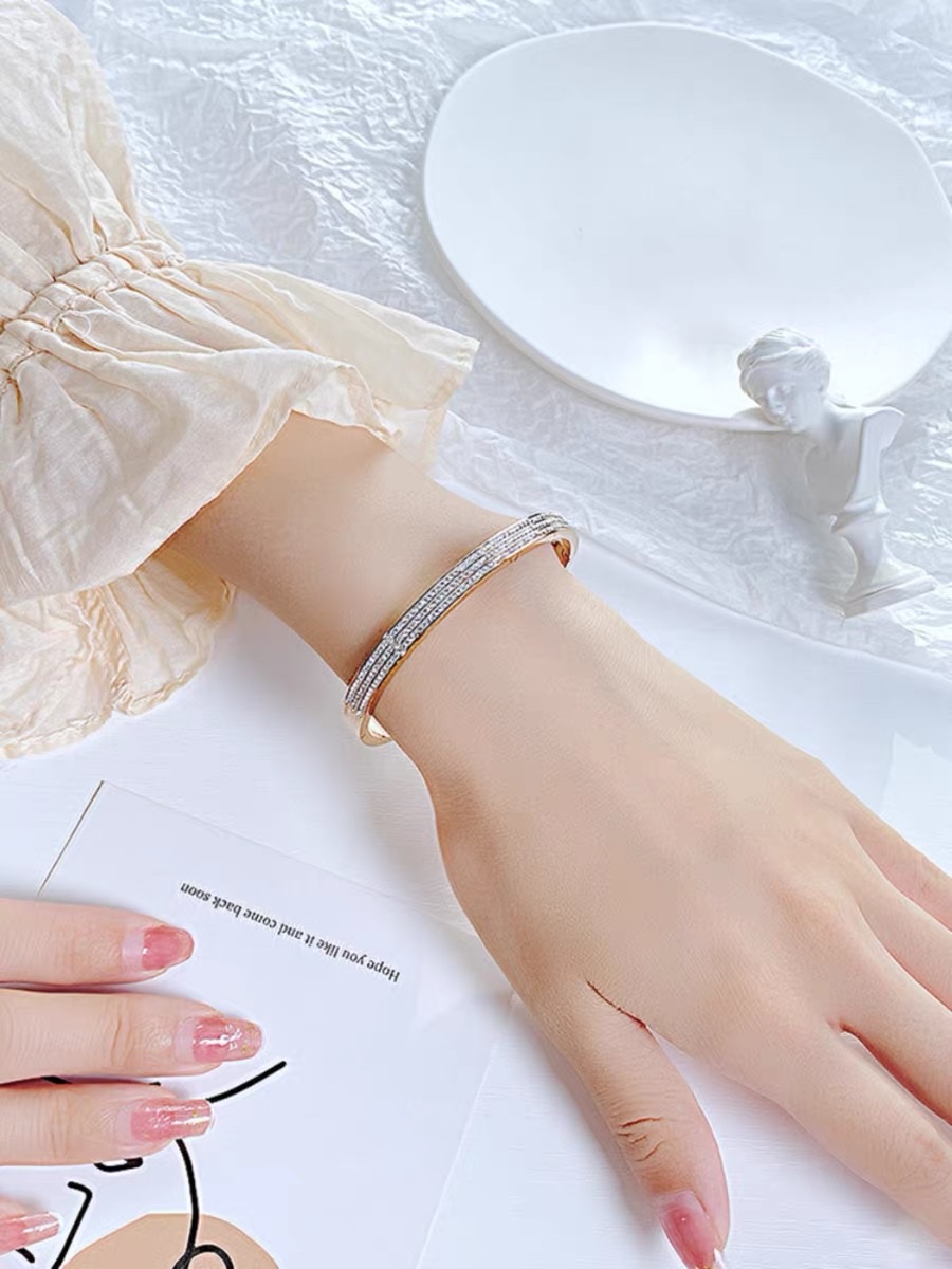 钛钢手镯 玫瑰金 三排钻手镯 不掉色 百搭 施芙尼064产品图