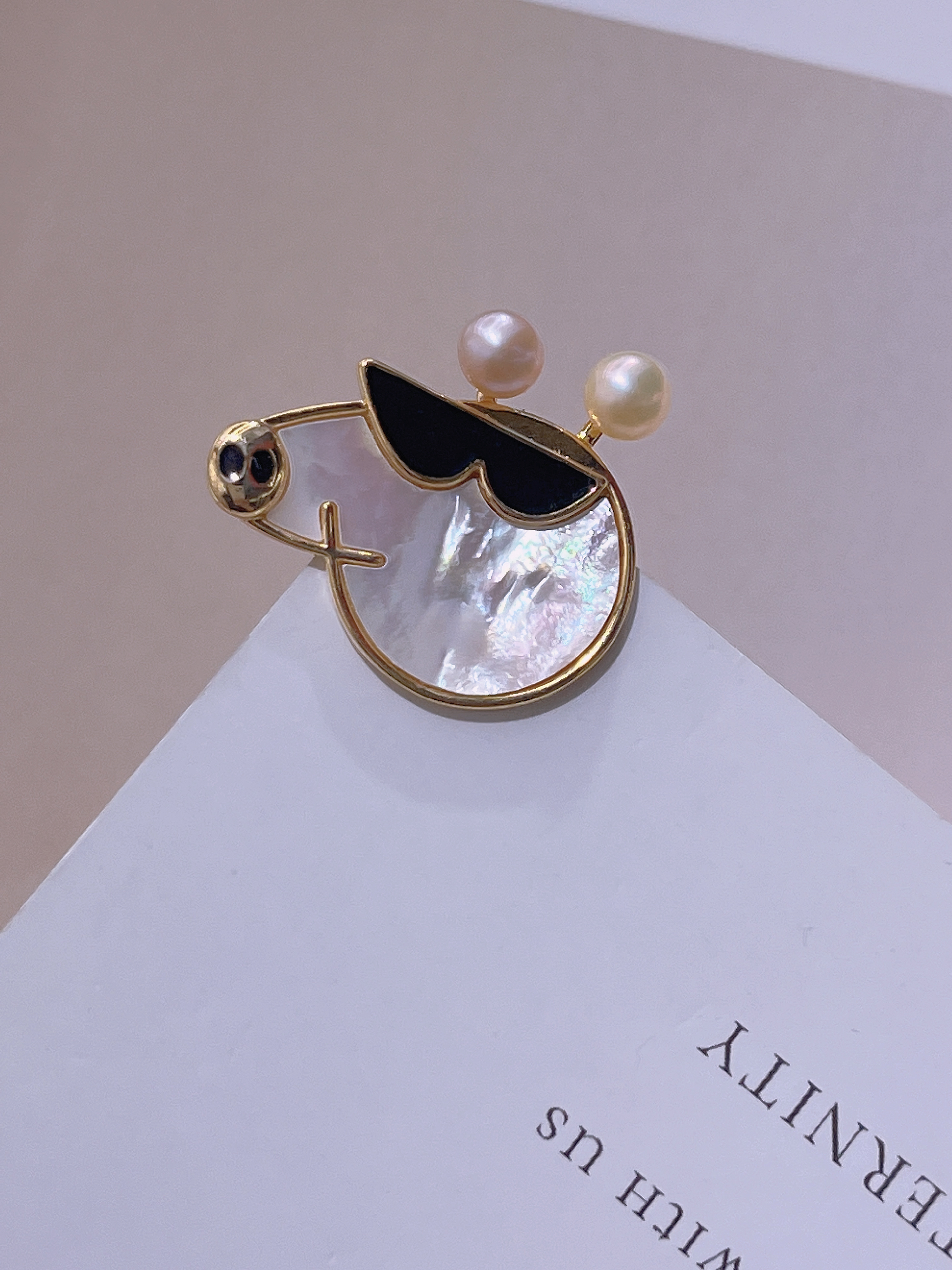 11890610 【DIY配件】贝母贝壳可爱小猪锆石胸针女别针珍珠胸花详情图2