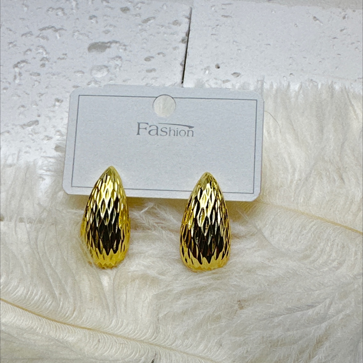 铜镀真金耳环女款饰品 璀璨炫目明星同款耳饰 高级感耳环 高质量耳饰时尚潮流饰品