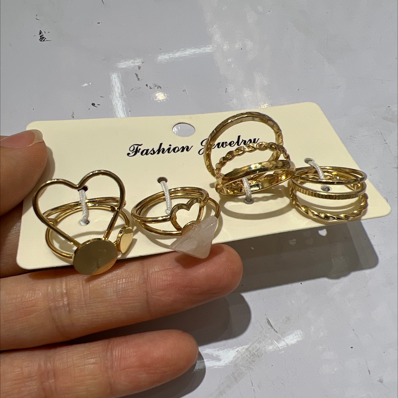 防玉合金戒指 玉戒子锆石个性钻 精致时尚 优雅持久耐磨 高品质首饰礼品图