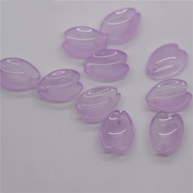 Houxiu Crystal domestic glazed crystal, glass material, glazed petal open cherry blossom hairpin, retro style children's hairpin, hairpin lady, tassel material, jewelry accessories Application Scenario