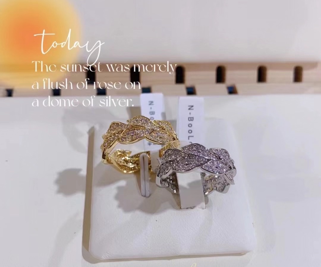 Zircon personality diamond ring thumbnail