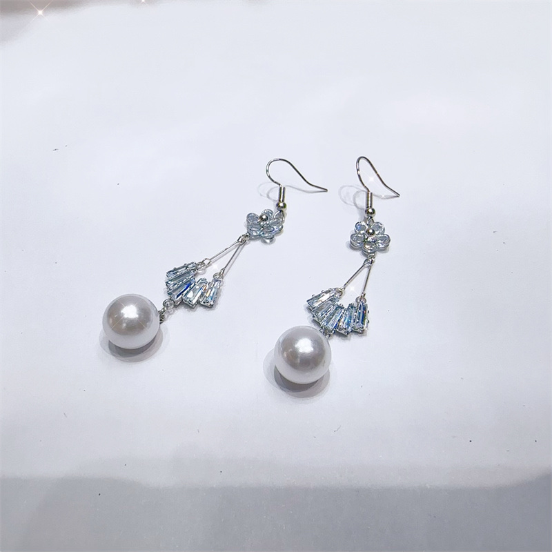 日韩风 新款蝴蝶结 镶嵌超闪锆石耳环 女超仙长款流苏设计感耳钉耳饰明星同款耳环锆石耳环批发产品图