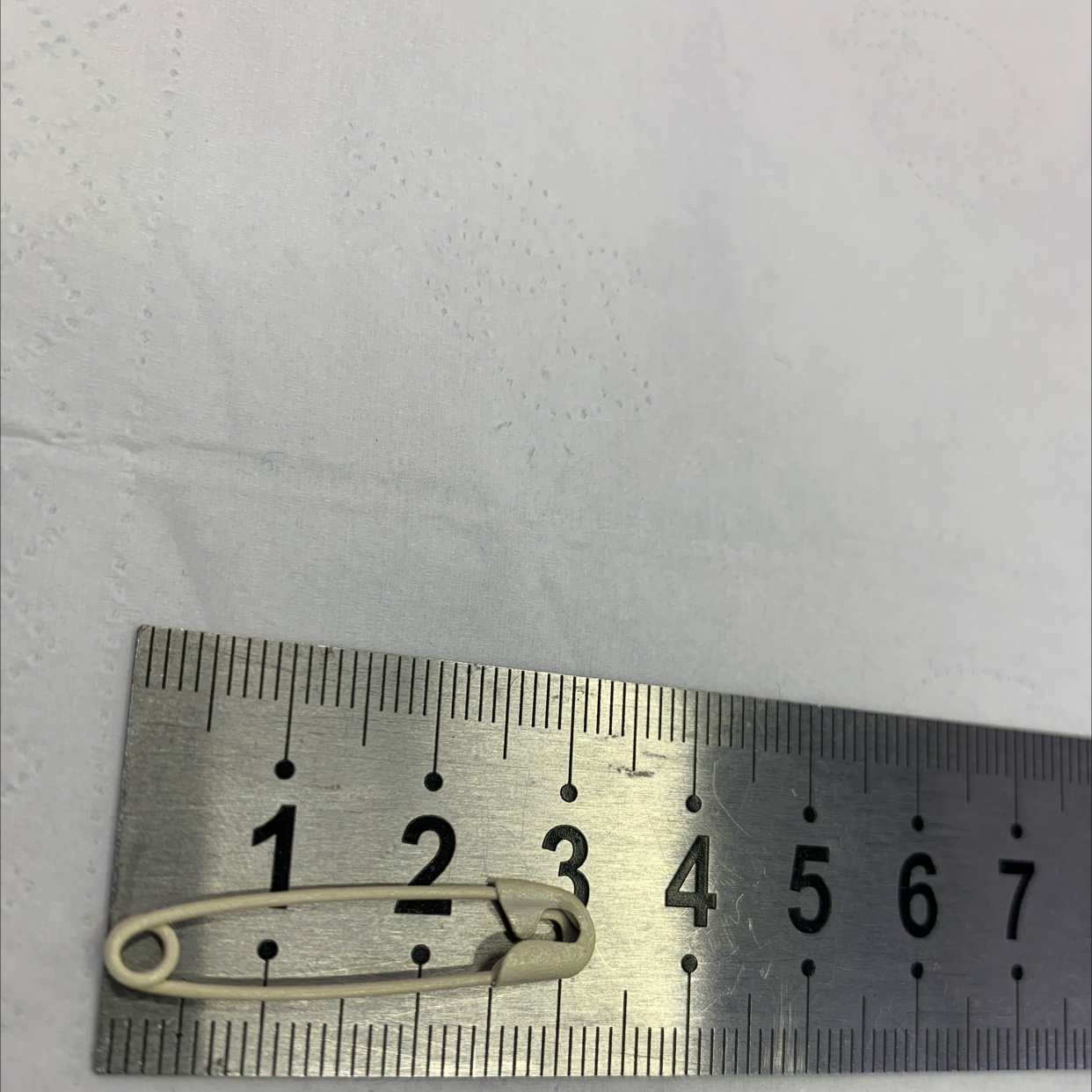 3-3 -دبوس معدنية، دبوس معلق بعلامة زر معلق على شنطة معدنية detail image 3