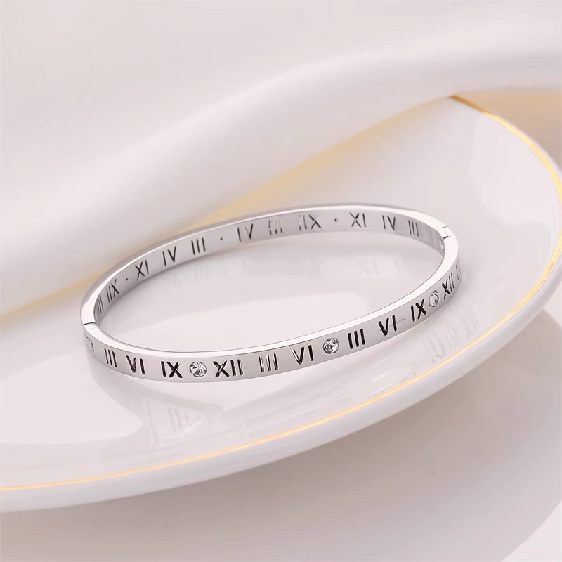 Simple Roman pattern diamond-encrusted women's titanium steel bracelet with gold-plated clasp, narrow version Item Picture