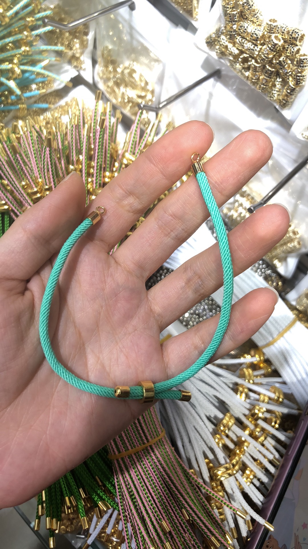 保色铜镀金米兰线生命树红色基础绳夹珠DIY配件手链手绳配件手链手链手串首饰白底实物图