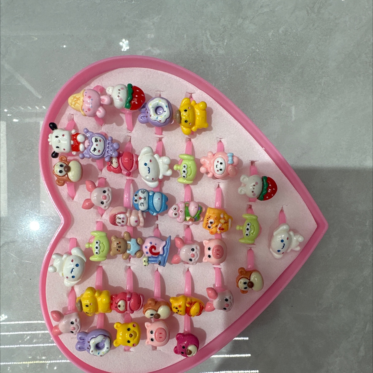 塑料多款混装欧美流行戒指