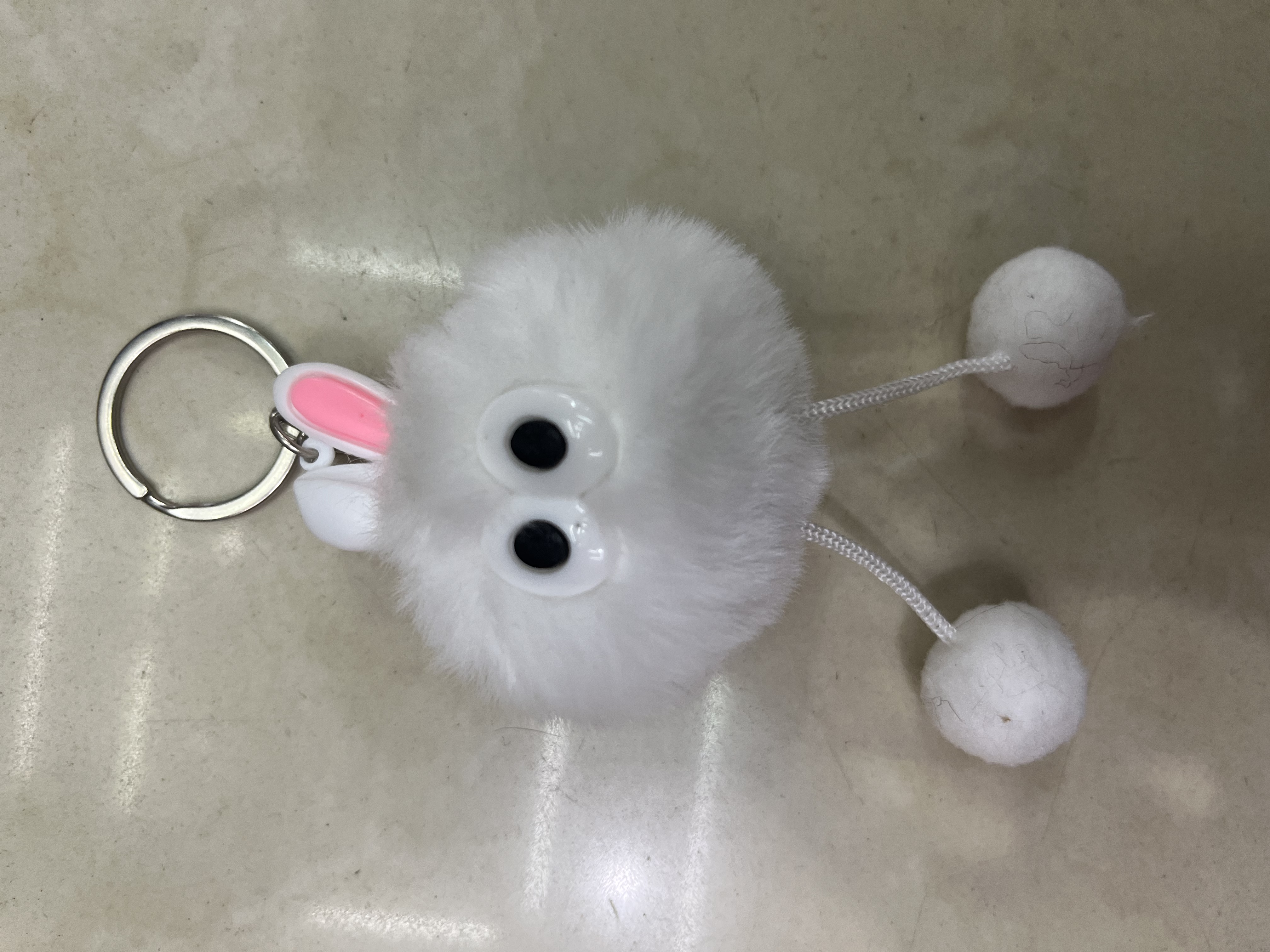 2024新款可爱女士钥匙扣防锈耐用 时尚潮流钥匙挂件毛绒挂件包包挂件详情图6