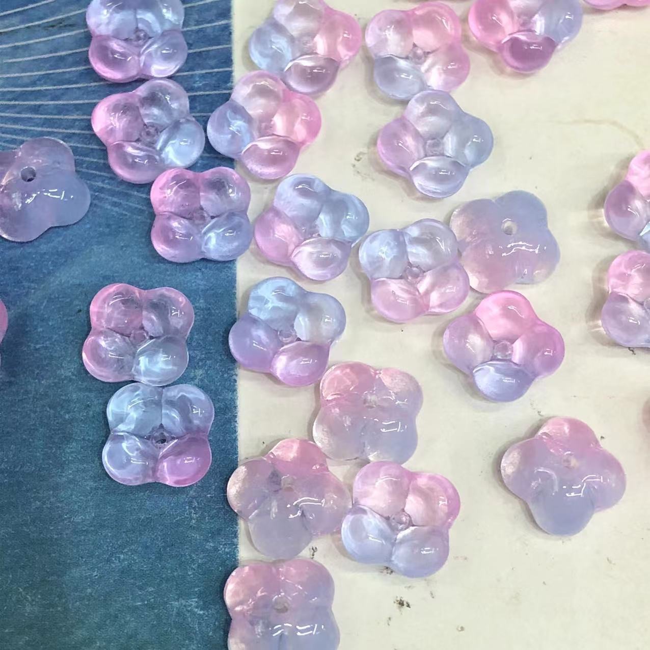 Houxiu Crystal domestic glazed crystal glass, fat osmanthus retro accessories, diy jewelry accessories, jewelry accessories Item Picture