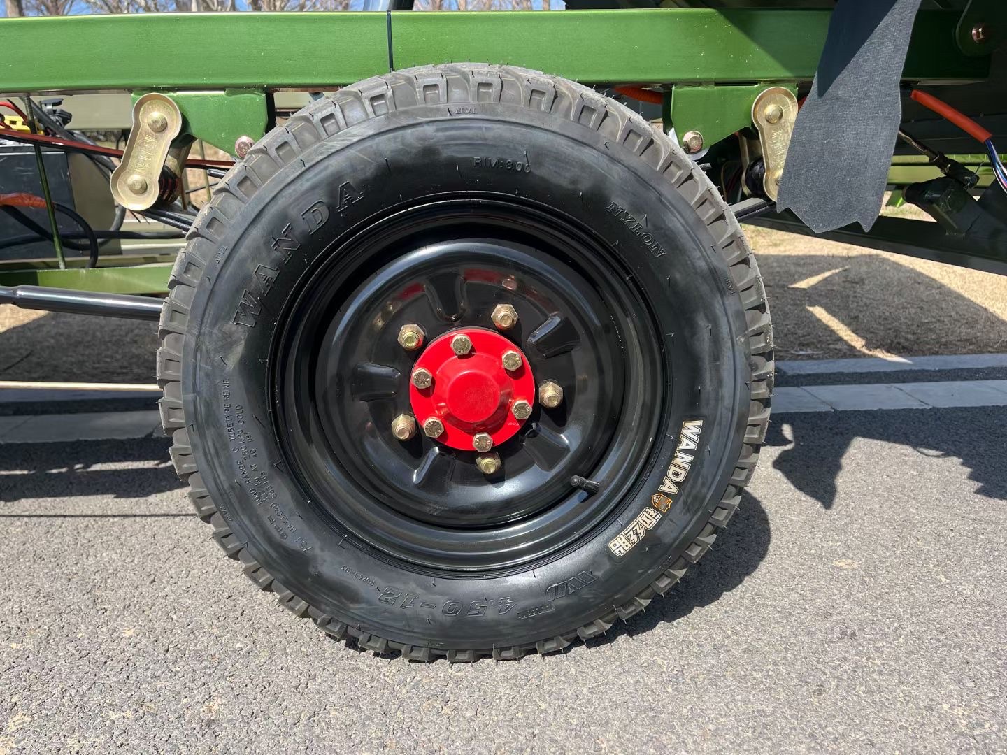 The Guangmi electric tricycle, a 1.8-meter self-unloading heavy-duty cargo short-distance transportation tricycle, is a popular internet-famous vehicle detail image 4