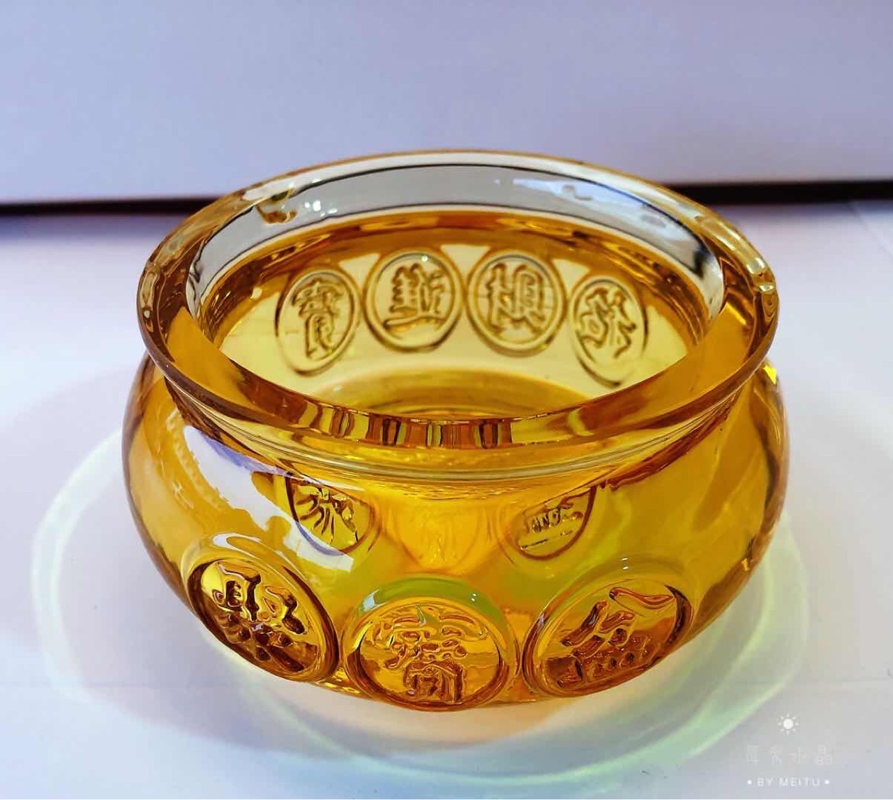 Houxiu Crystal, domestic glazed glass, business gifts, treasure basins, Buddhist items, home decoration ornaments Application Scenario