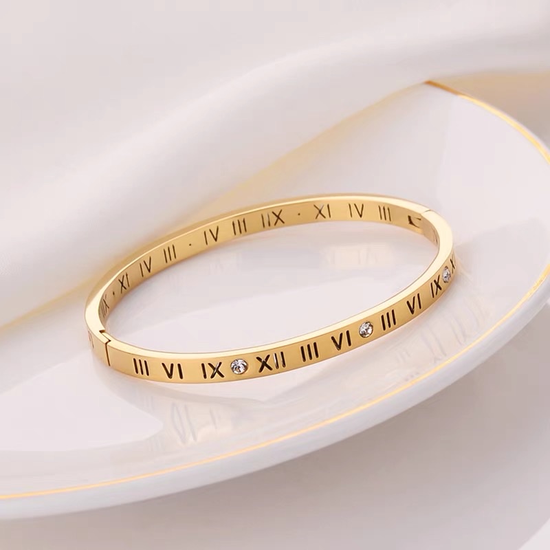 Simple Roman pattern diamond-encrusted women's titanium steel bracelet with gold-plated clasp, narrow version details Picture