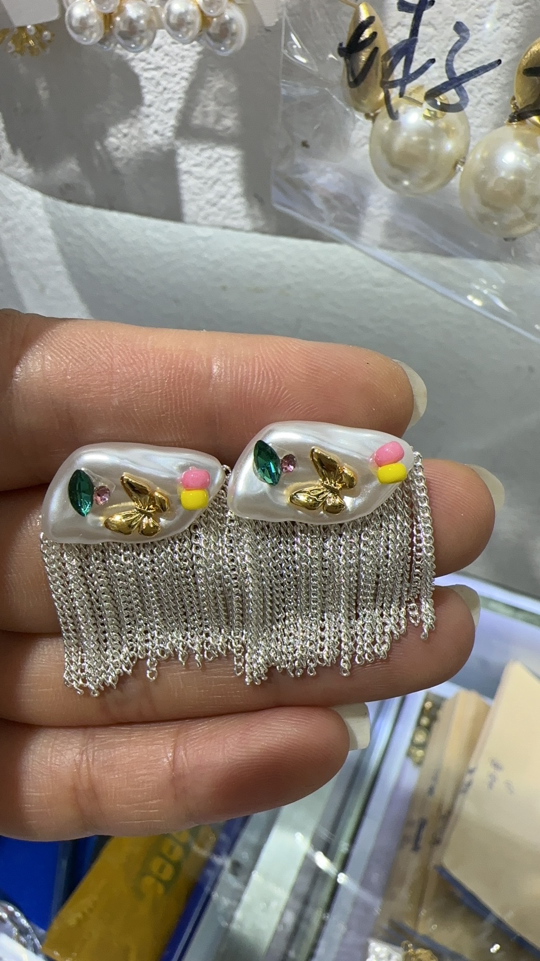 锆石耳环饰品 璀璨闪耀 明星同款耳饰 精致耳环 独特设计 高级感满满