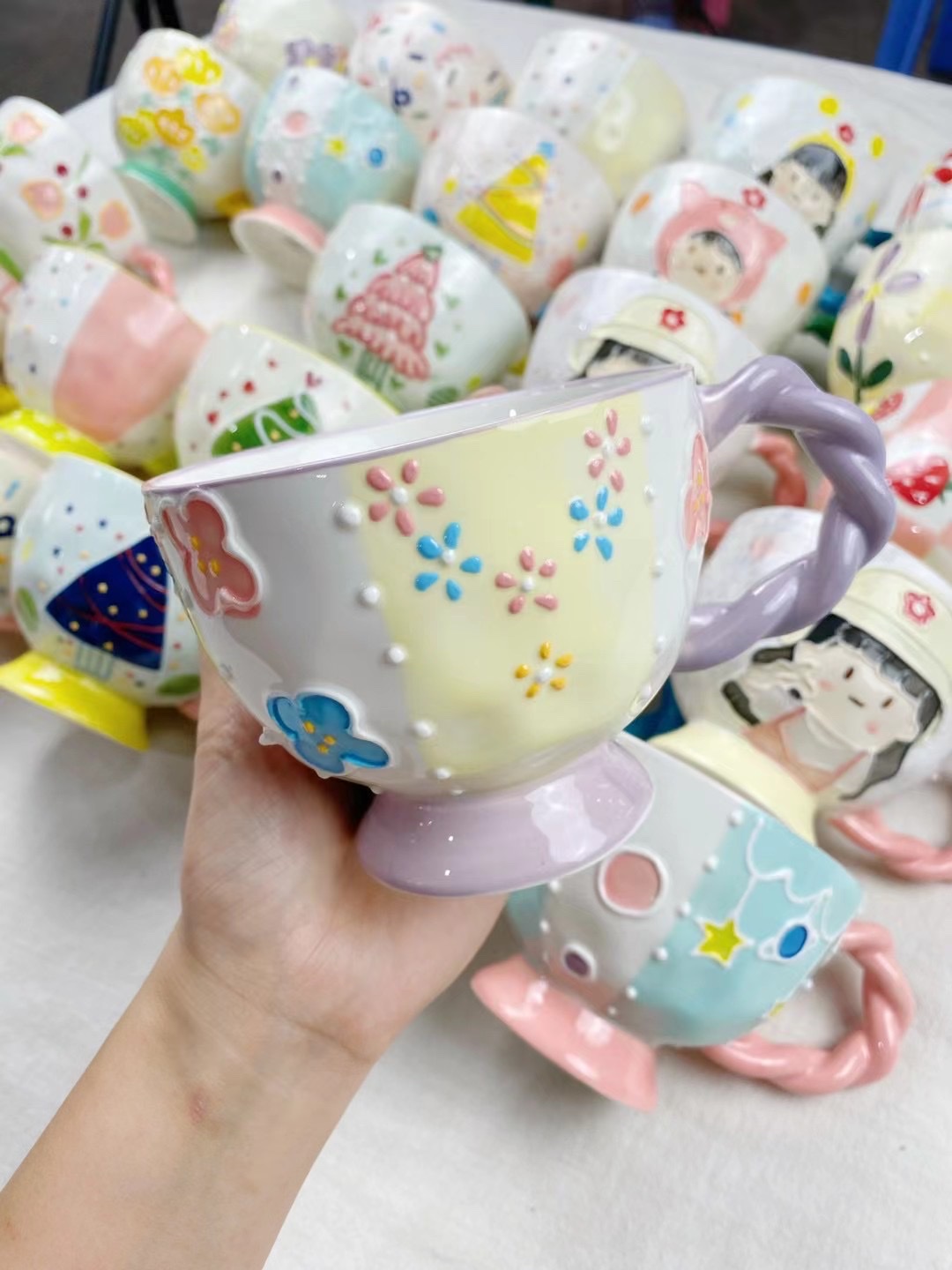 手绘卡通设计 陶瓷咖啡杯优雅享受咖啡时光陶瓷咖啡杯白底实物图