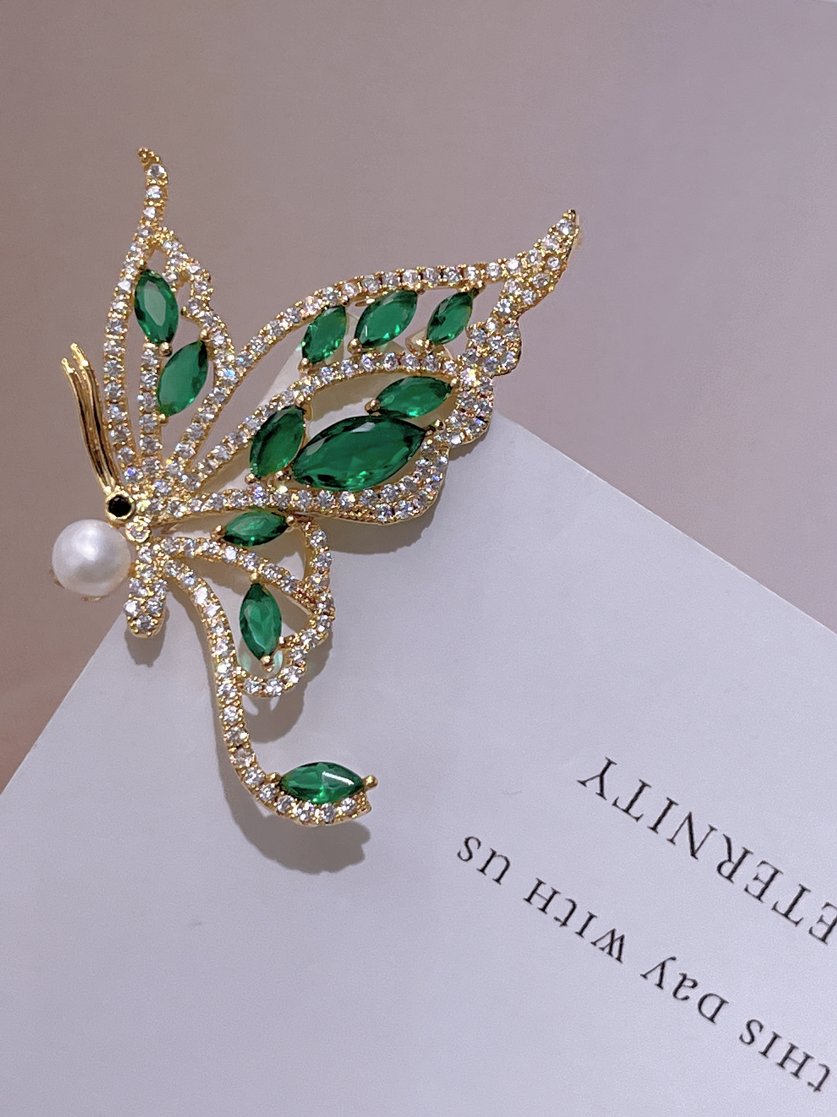 三丽鸥金属徽章沙特磁铁小胸针 钻球头绳领带胸针 精致饰品装饰品吊坠两用款3200714详情图3