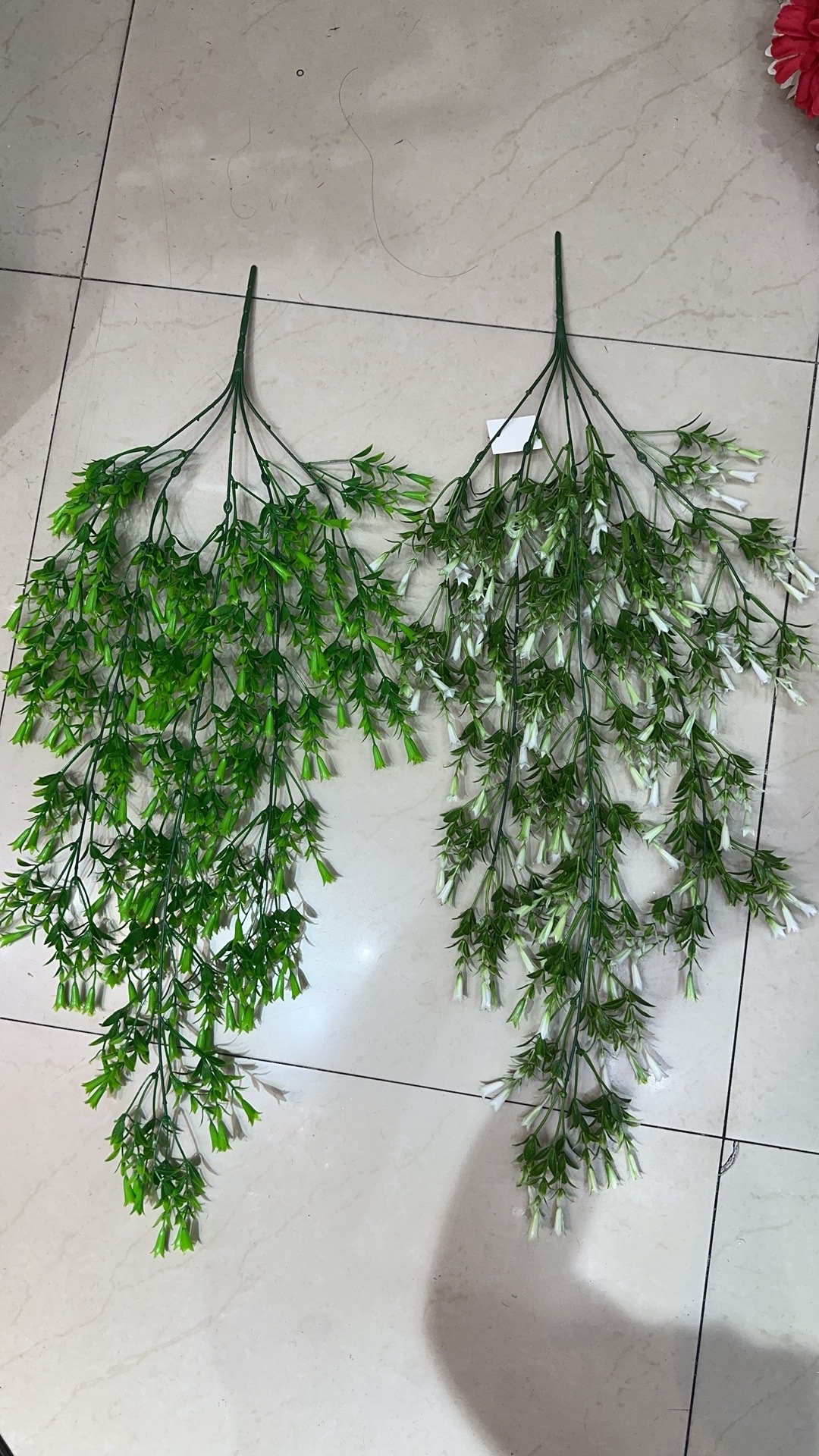 长壁挂式和长方形三类板件均具有良好的耐高温性能和抗静电性能等优点的新型复合材料