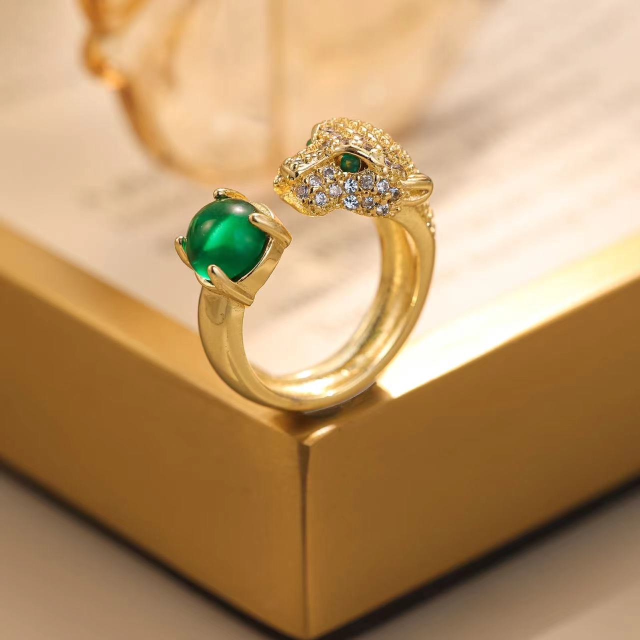 欧美跨境铜镀金微镶锆石时尚豹头开口戒指男女款个性嘻哈指环手饰详情图2