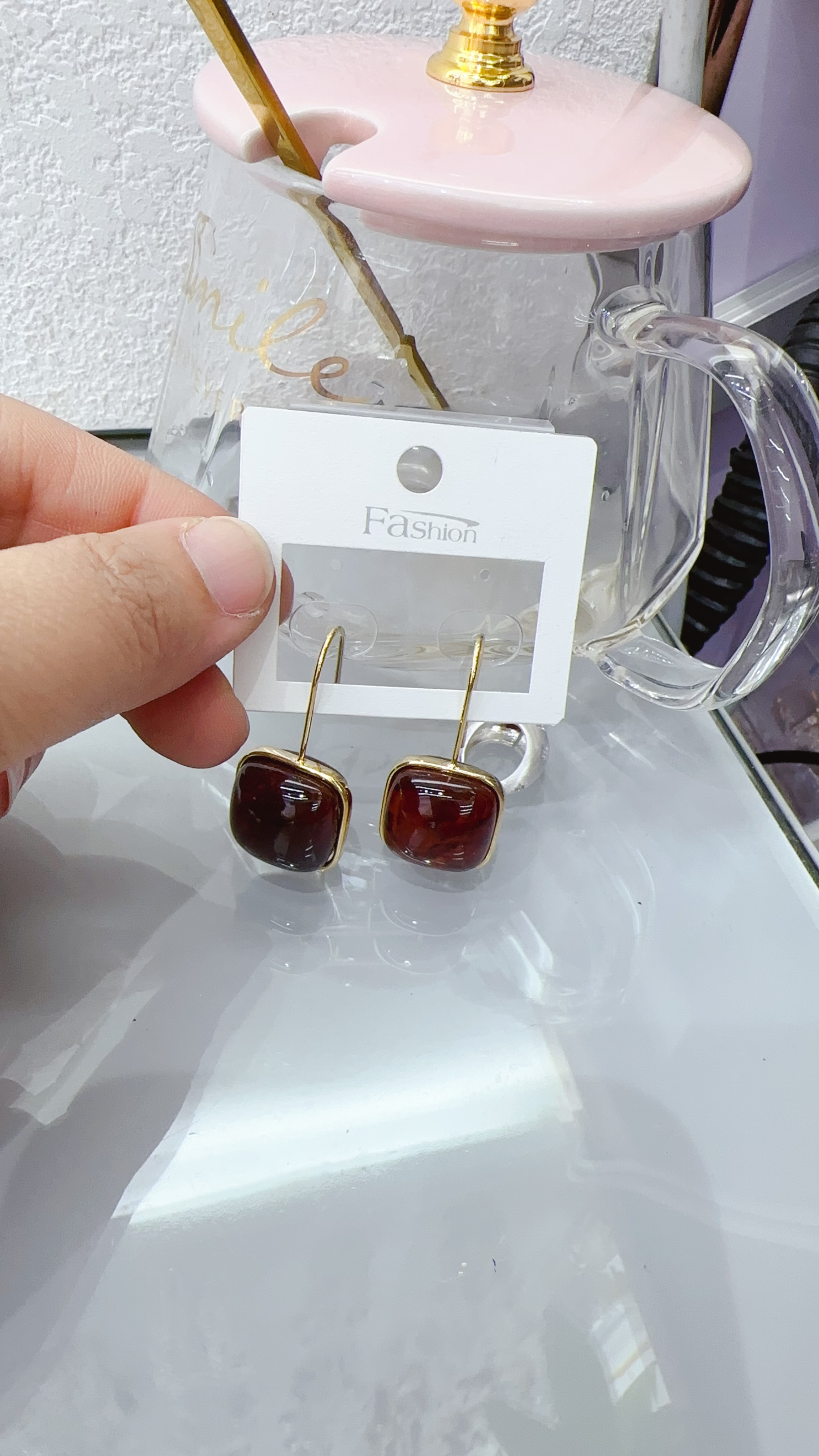 High-end accessories, star-style earrings, fashionable and trendy earrings, cool and dazzling earrings detail image 3