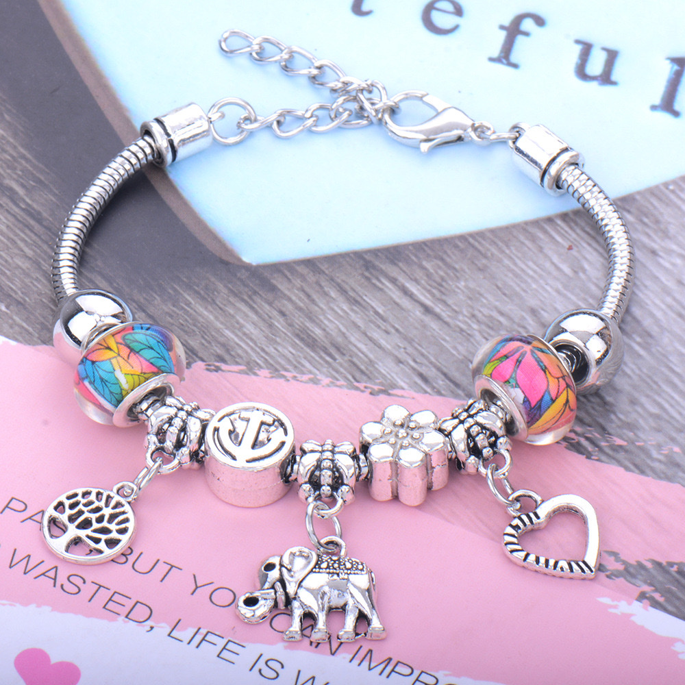 五彩绳编织朱砂元素手链 手串首饰 时尚潮流女士手腕装饰品 简约个性风格手链产品图