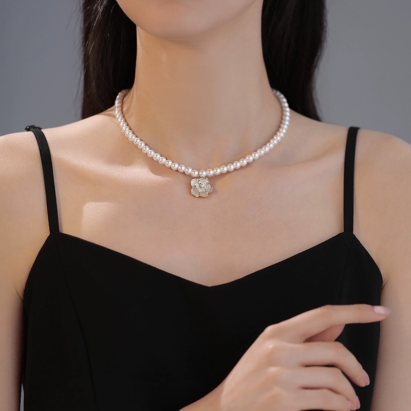 玫瑰花珍珠项链珍珠项链女短款 优雅贵气 简约时尚 高质量珍珠 高档礼物详情图6