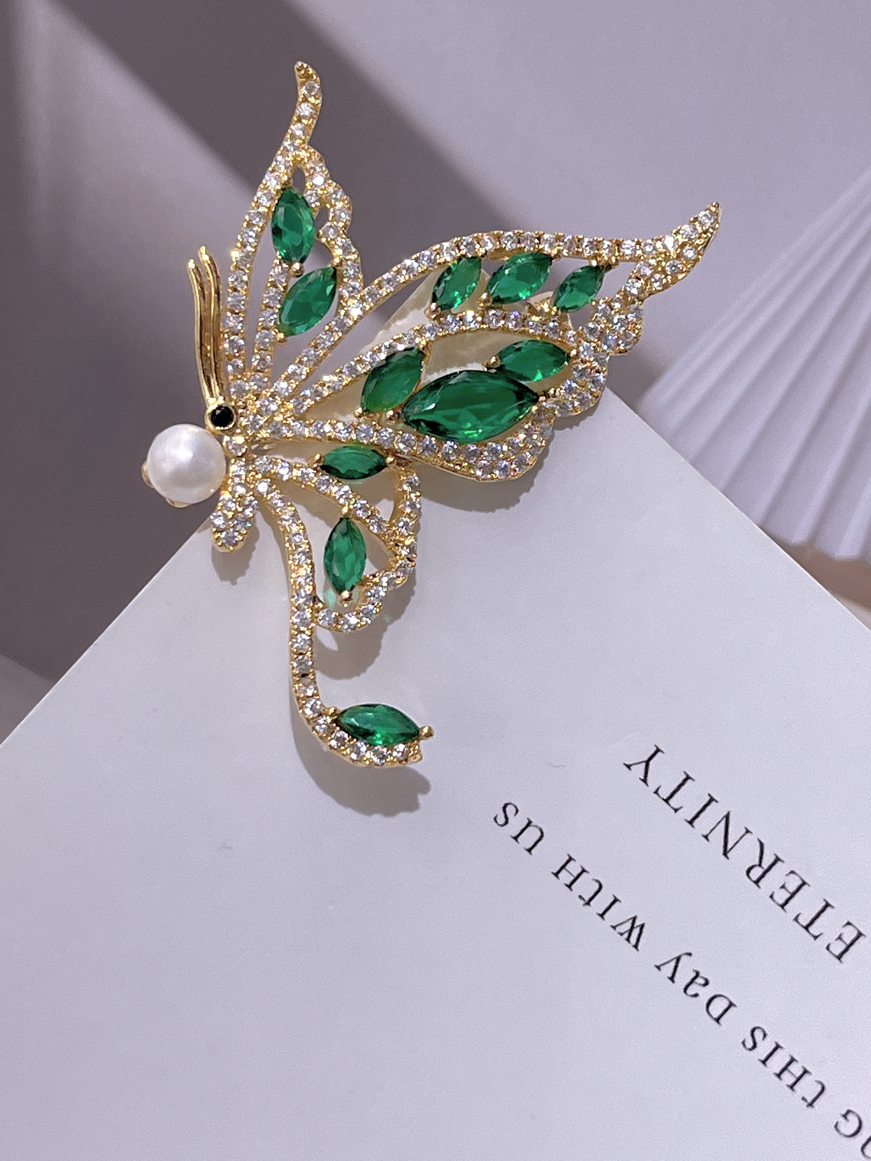 三丽鸥金属徽章沙特磁铁小胸针 钻球头绳领带胸针 精致饰品装饰品吊坠两用款3200714详情图2