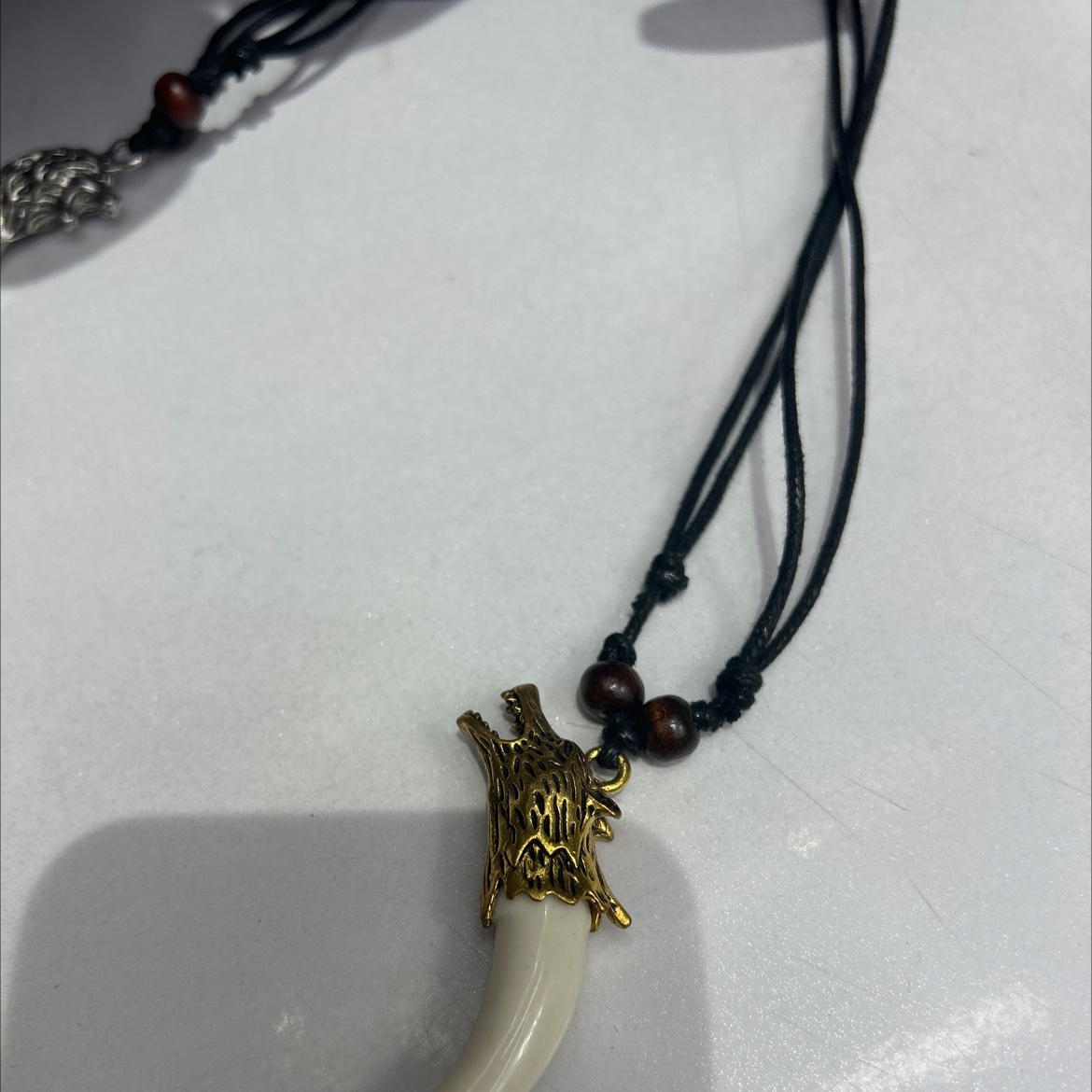 唐卡艺术手机链水貂毛球挂件 精致钥匙挂件 潮流配饰礼品手机挂饰细节图