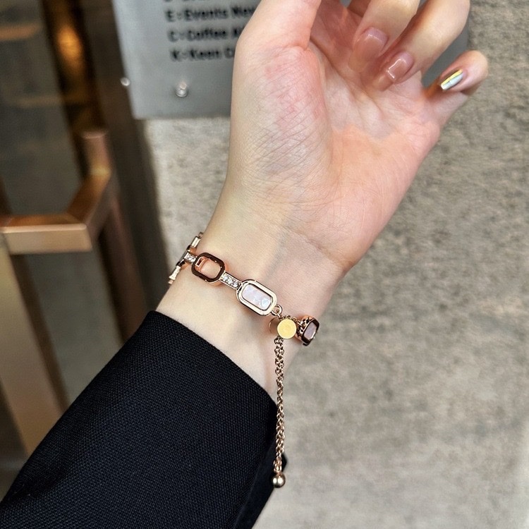 适用苹果手表iwatch9表带细款不锈钢金属星星链条applewatch8女款男女通用款手链手串详情图3