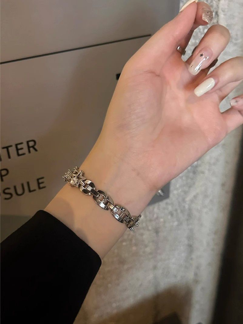 适用苹果手表iwatch9表带细款不锈钢金属星星链条applewatch8女款男女通用款手链手串详情图12