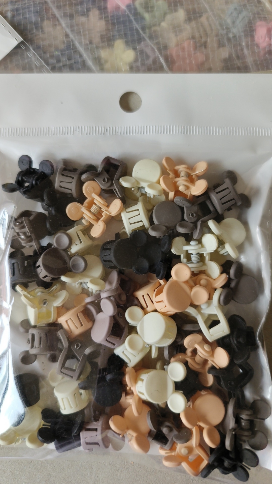 1.5cm小爪，黑白咖色系，5色产品图