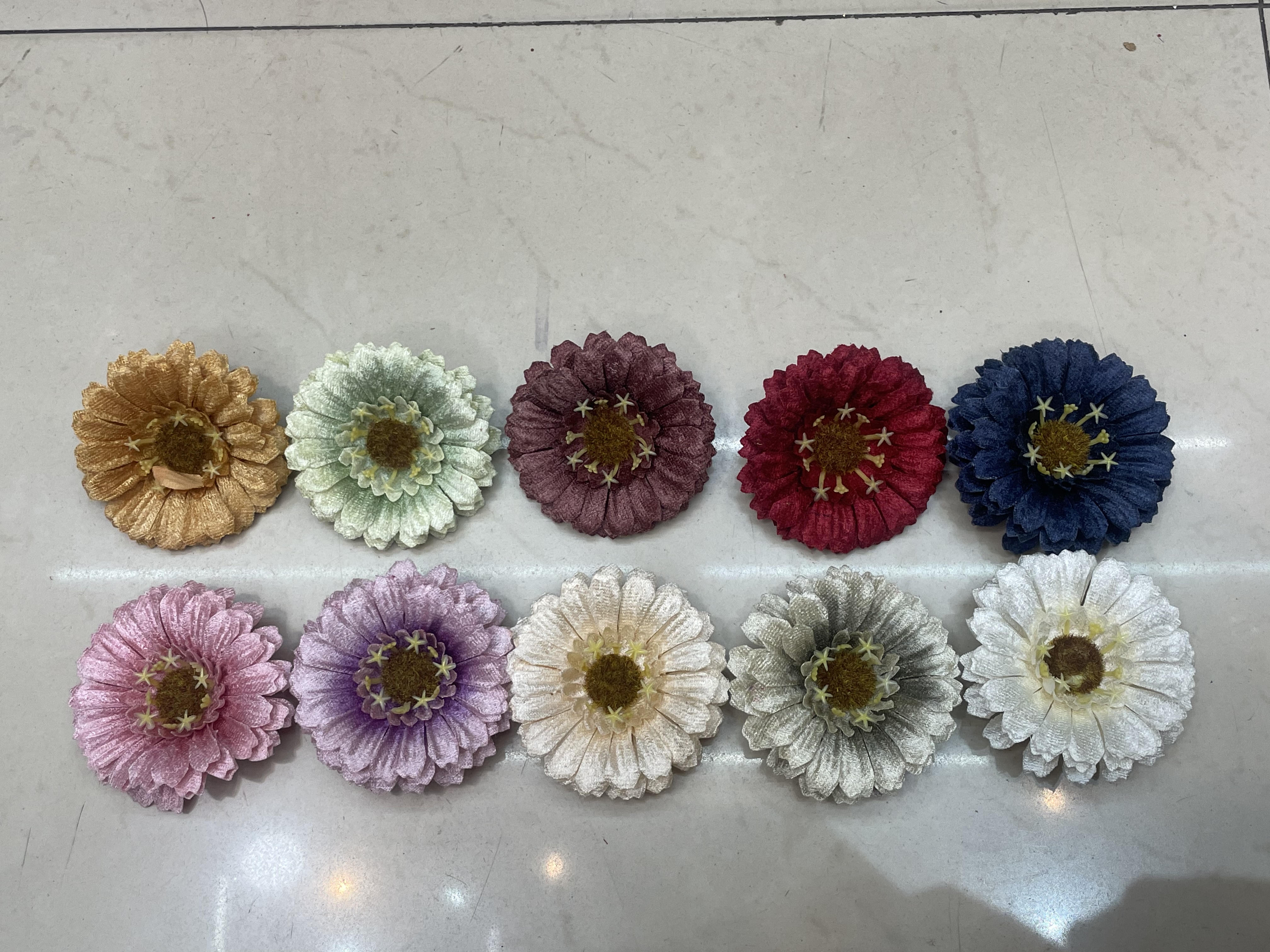 绒布花头，绒适合头饰，衣服，工艺品装饰，礼盒装饰等等细节图